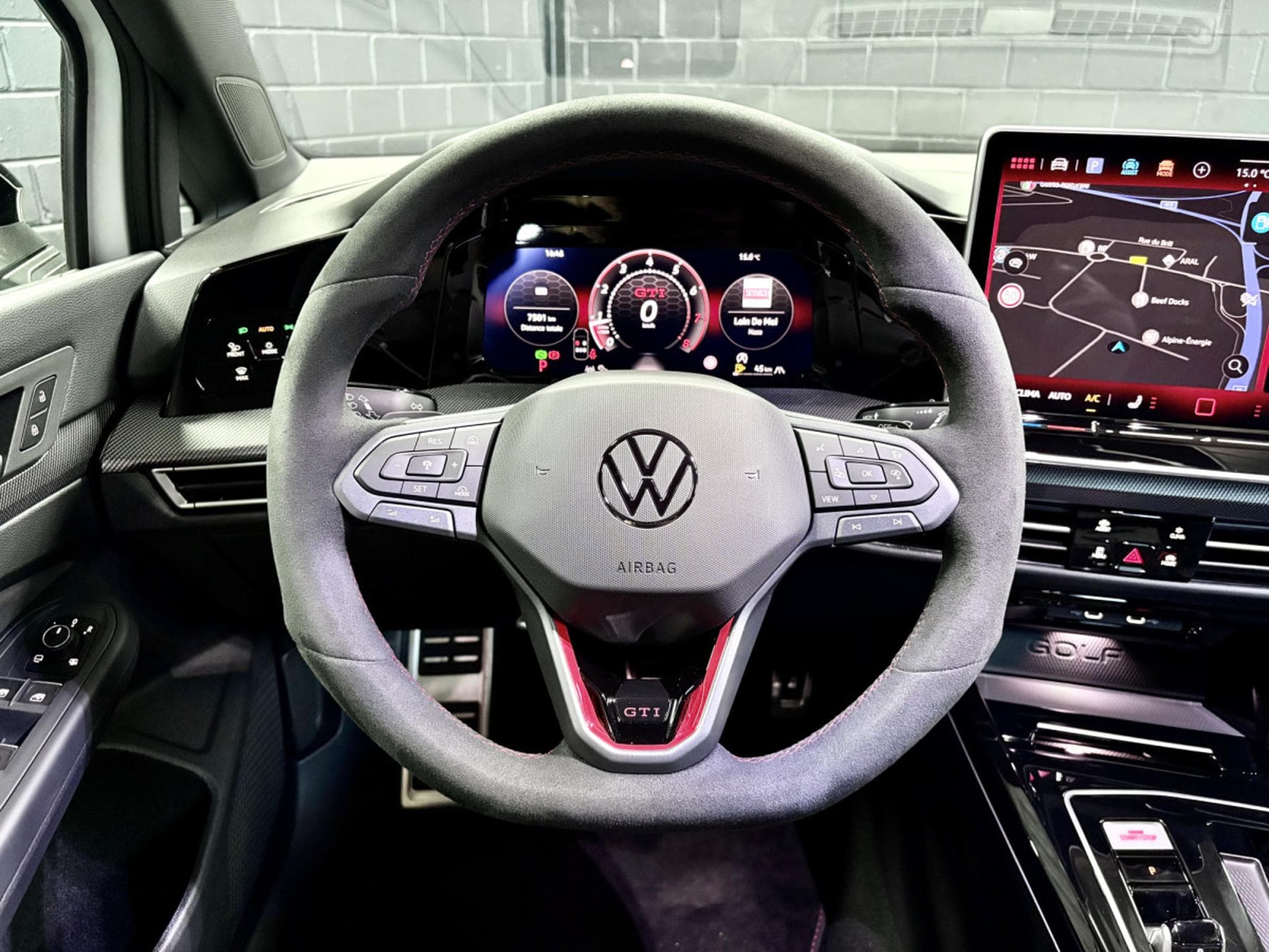 VW Golf GTI PHASE 2 Clubsport 2.0 TSI 300 CV DSG7 * DCC * MATRIX * (2026) - Photo 10