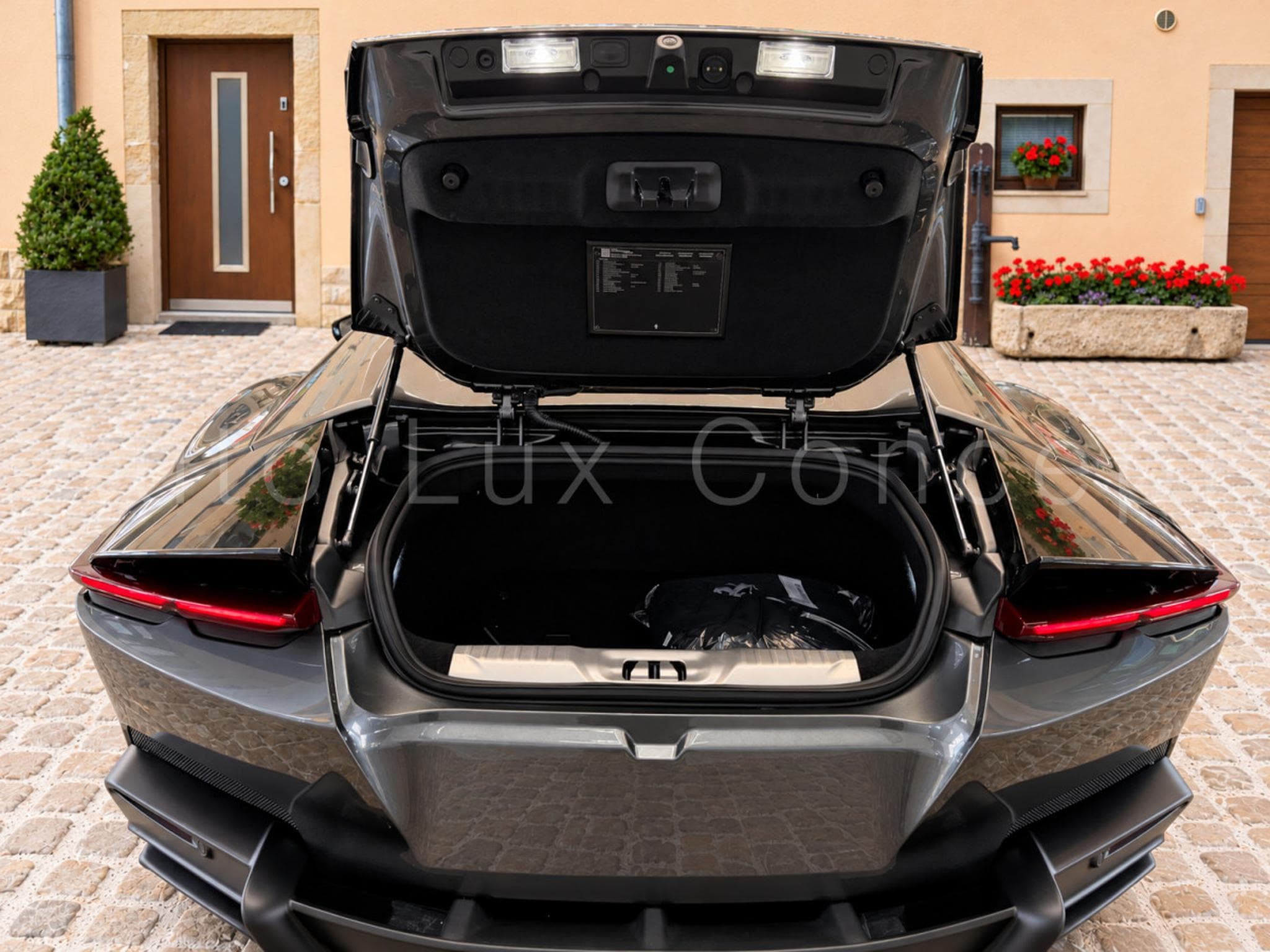 Ferrari 12Cilindri Spider 6.5 V12 830 ch (2026) - Photo 11