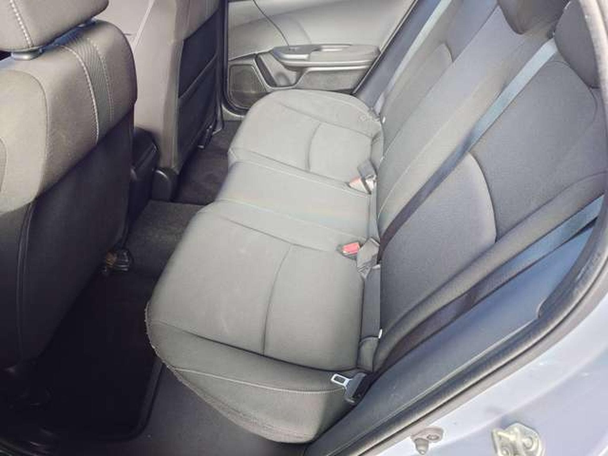 Honda Civic Civic 1.6 i-DTEC confort NAVI BVM6 120 PS (2020) - Photo 9