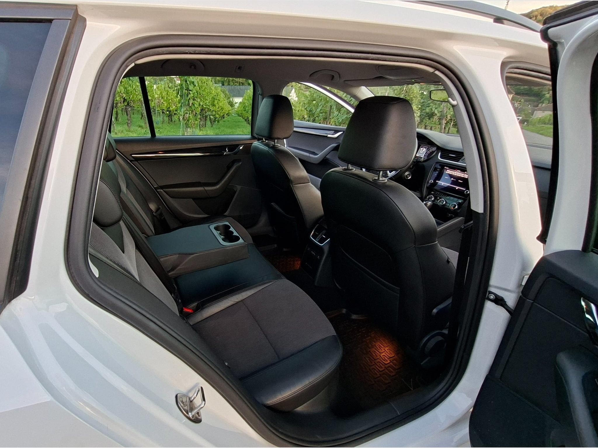 Skoda Octavia 2.0 tdi (2019) - Photo 6
