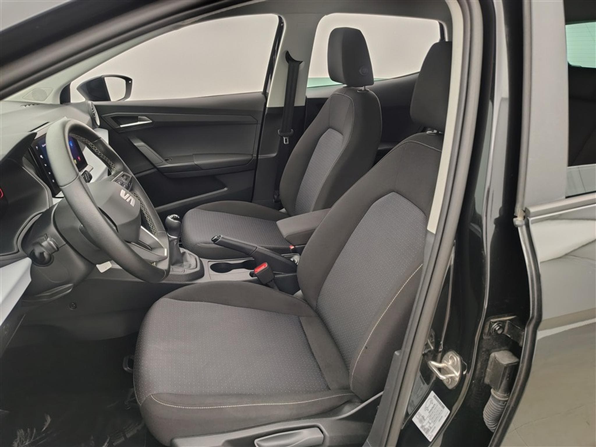 Seat Ibiza 1.0 TSI Move! Full Link NAVI/LED/JA/PDC (2023) - Foto 7