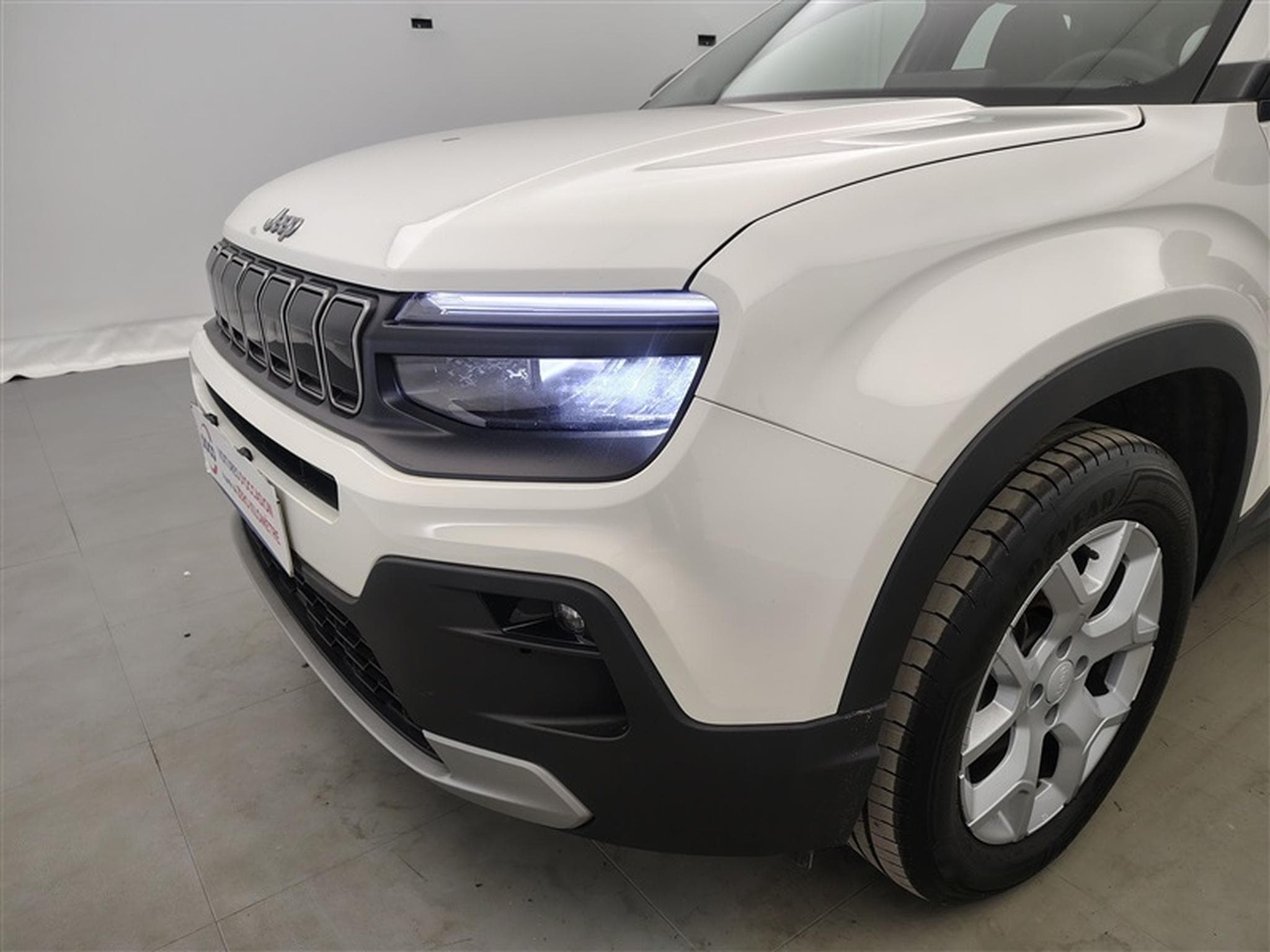Jeep Avenger 1.2 Turbo 100cv Altitude NAVI / FULL LED / CUIR PARTIEL /CAM (2025) - Photo 14
