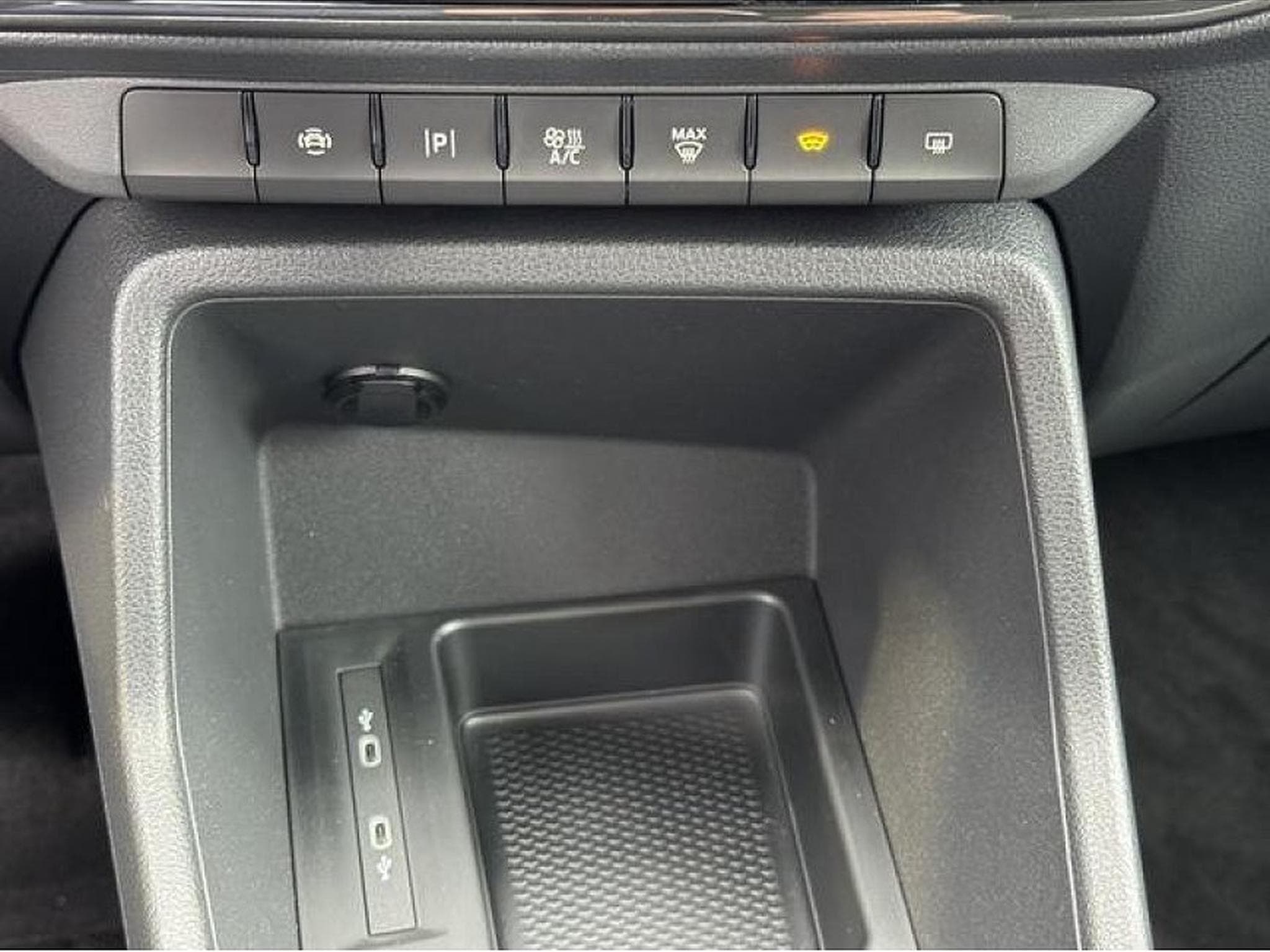 Ford Tourneo (2026) - Photo 15