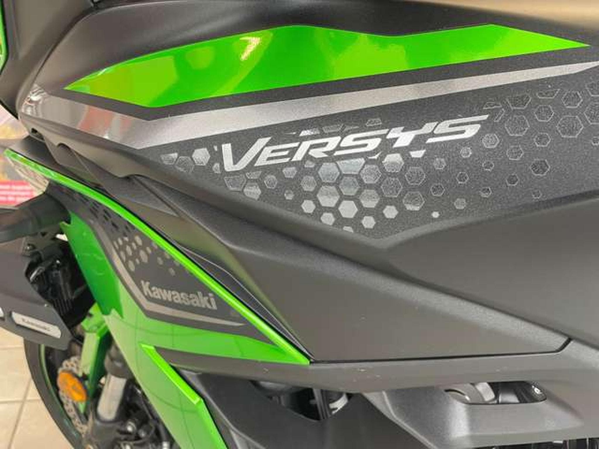 Kawasaki Versys (2024) - Photo 19