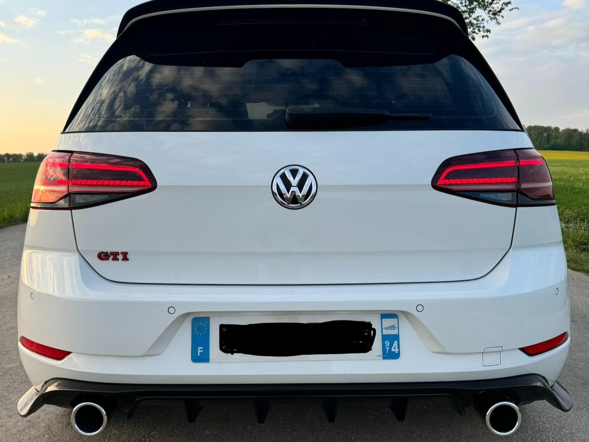 VW Golf VII GTI Performance (2019) - Photo 2