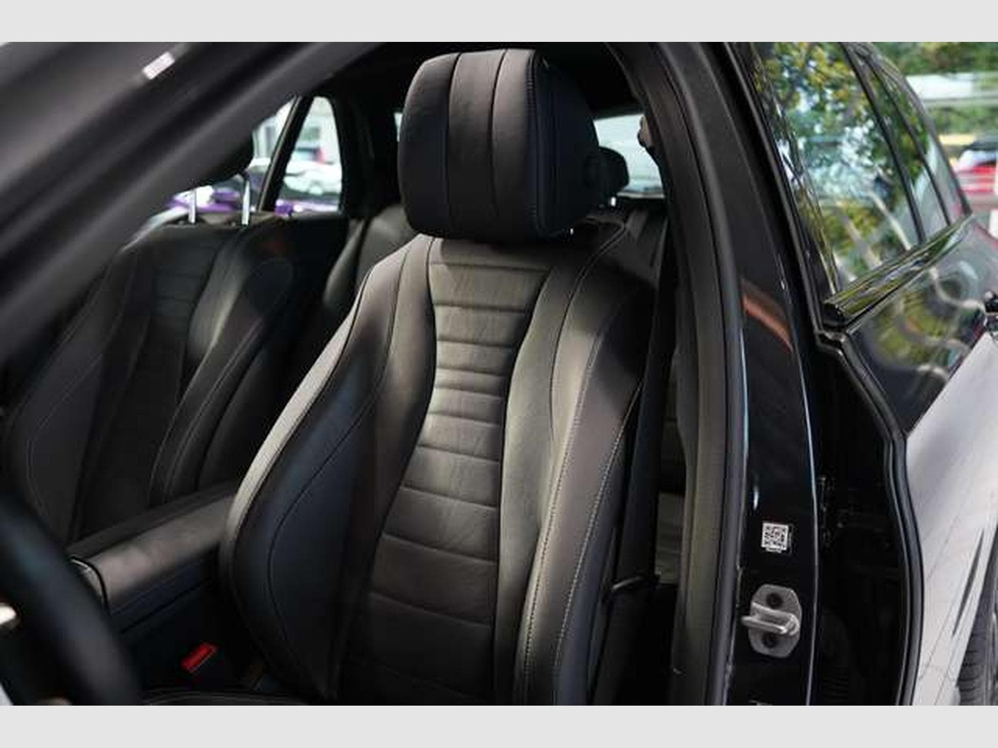 Mercedes E 300 T de 4M AMG Line *1.H *Pano *Night *Memory (2022) - Photo 16