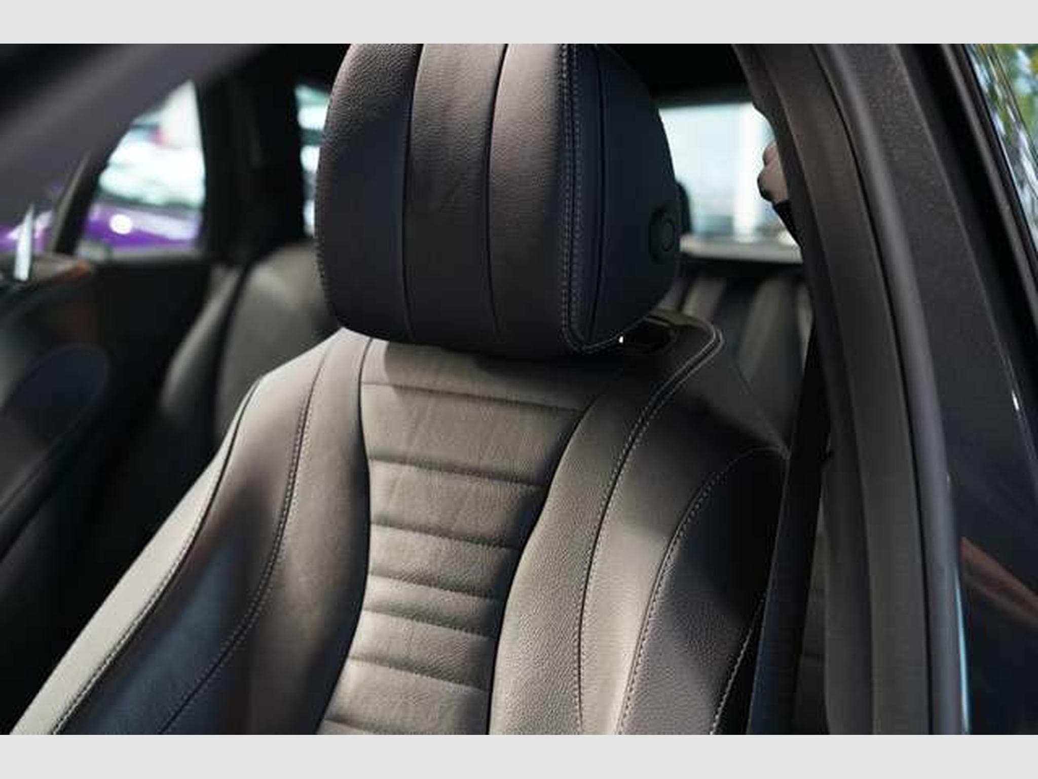 Mercedes E 300 T de 4M AMG Line *1.H *Pano *Night *Memory (2022) - Photo 17