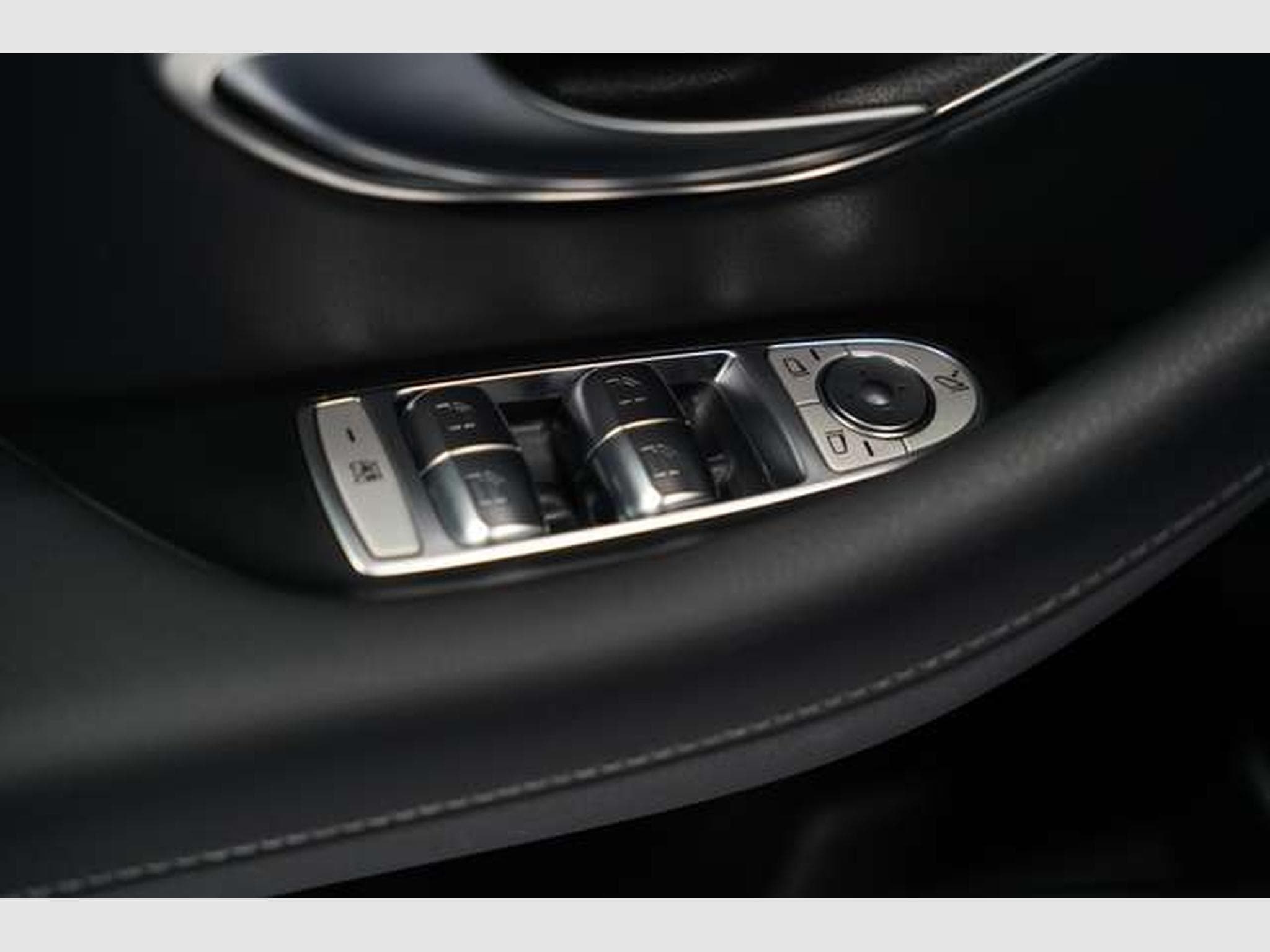 Mercedes E 300 T de 4M AMG Line *1.H *Pano *Night *Memory (2022) - Photo 19