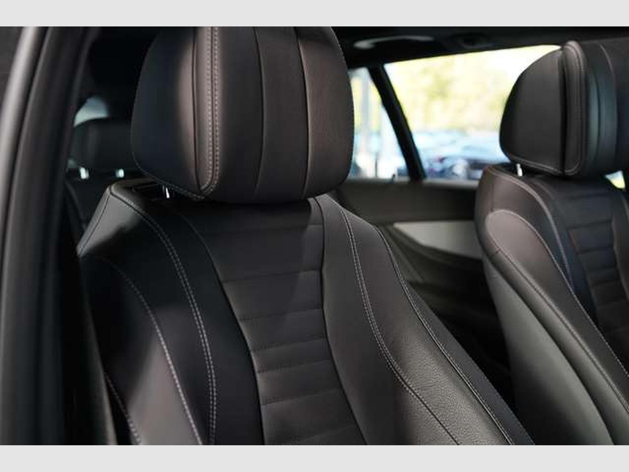 Mercedes E 300 T de 4M AMG Line *1.H *Pano *Night *Memory (2022) - Photo 26