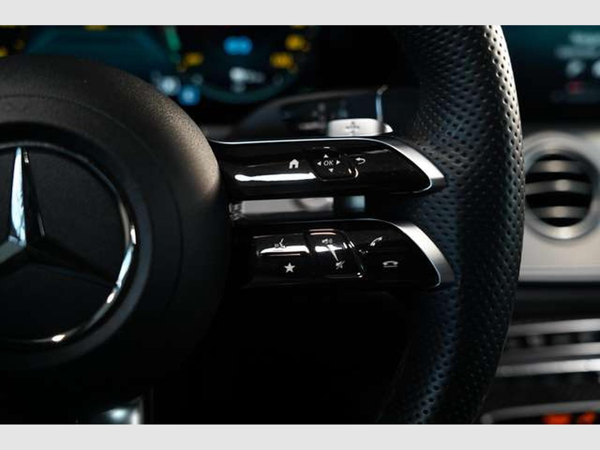 Mercedes E 300 T de 4M AMG Line *1.H *Pano *Night *Memory (2022) - Photo 36