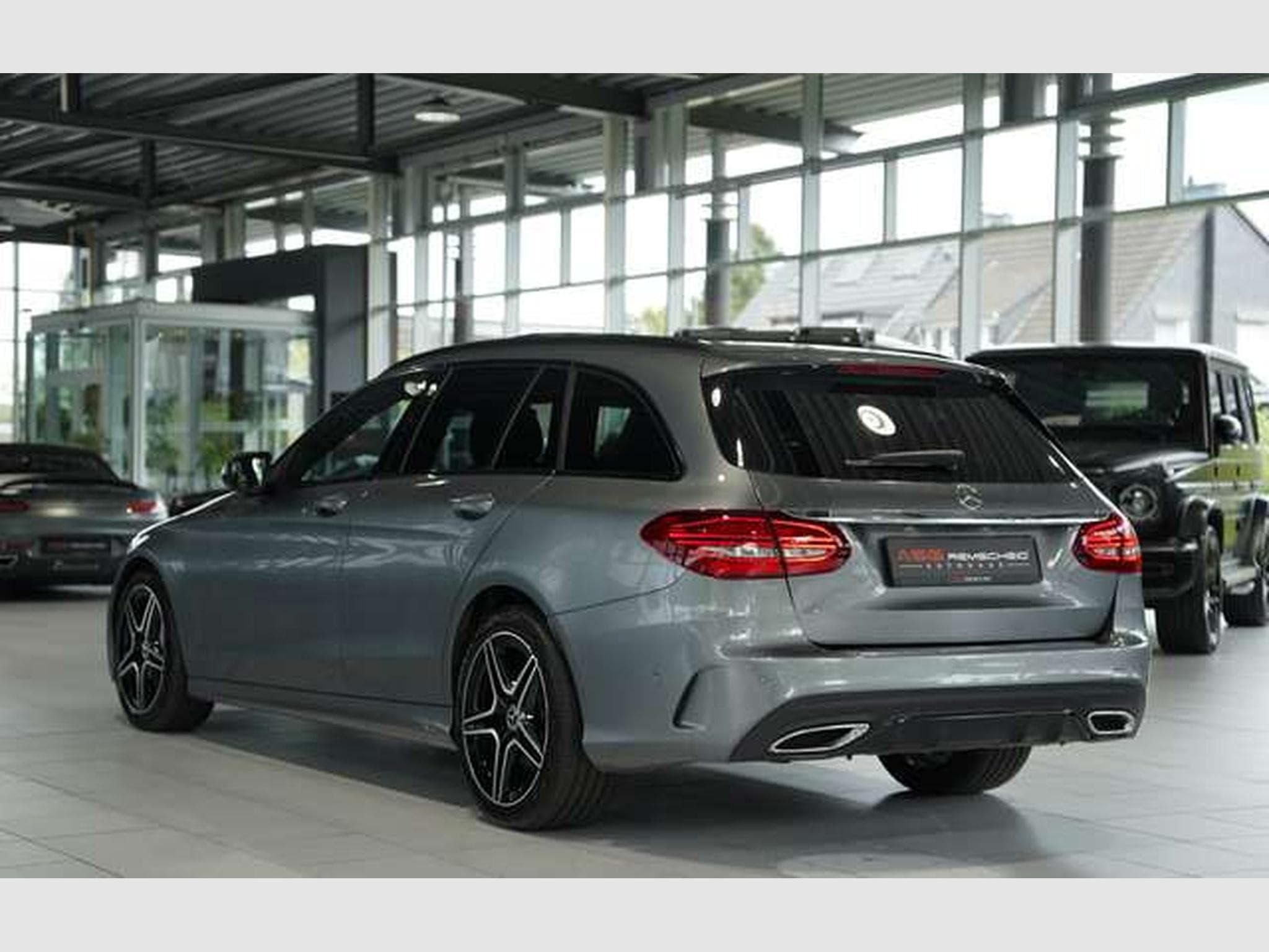 Mercedes C 300 d T AMG Line *2.H *Wide *Pano *Night (2019) - Photo 9