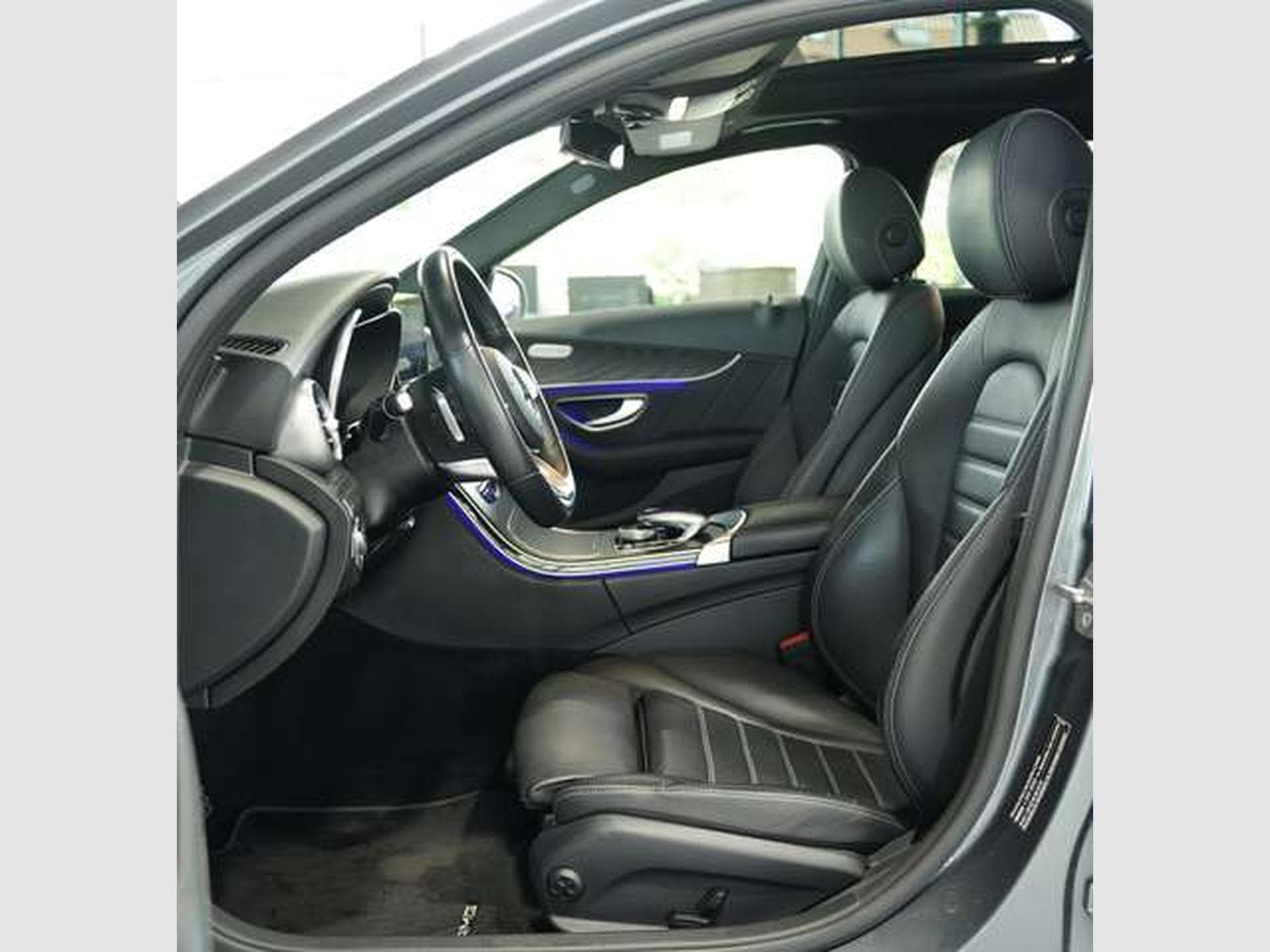 Mercedes C 300 d T AMG Line *2.H *Wide *Pano *Night (2019) - Photo 24