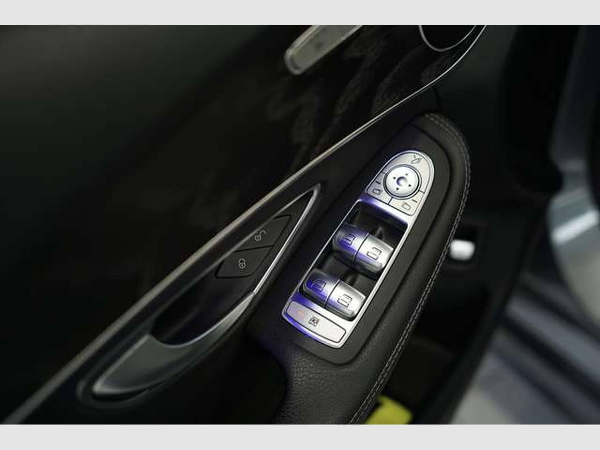 Mercedes C 300 d T AMG Line *2.H *Wide *Pano *Night (2019) - Photo 26