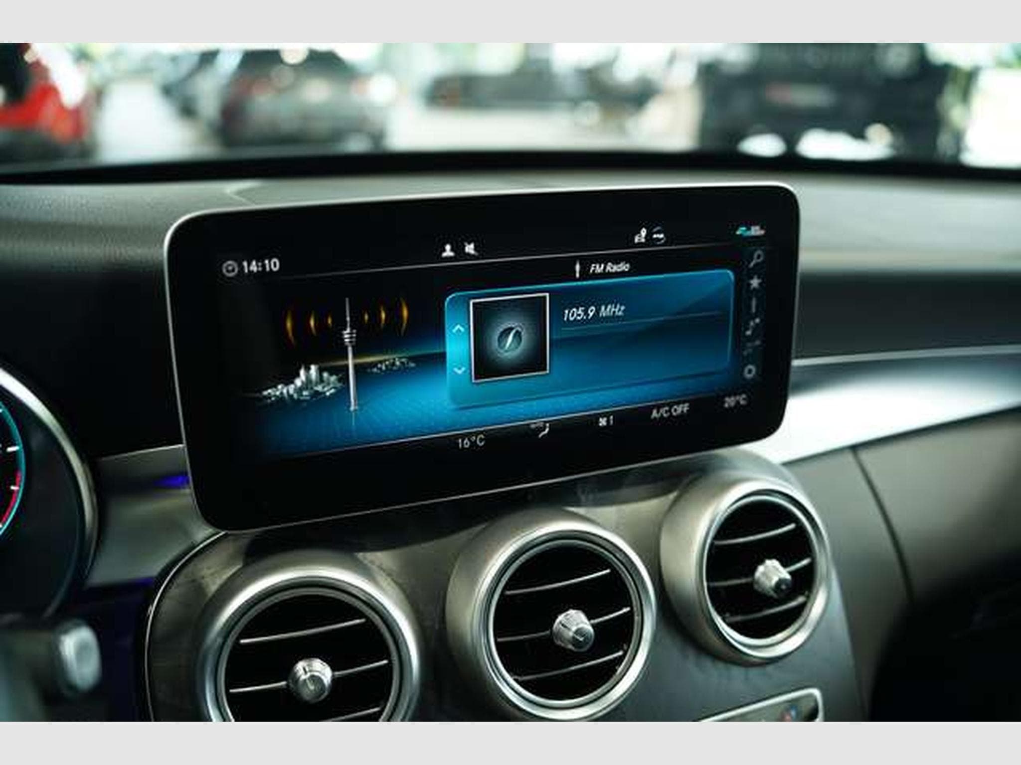 Mercedes C 300 d T AMG Line *2.H *Wide *Pano *Night (2019) - Photo 35