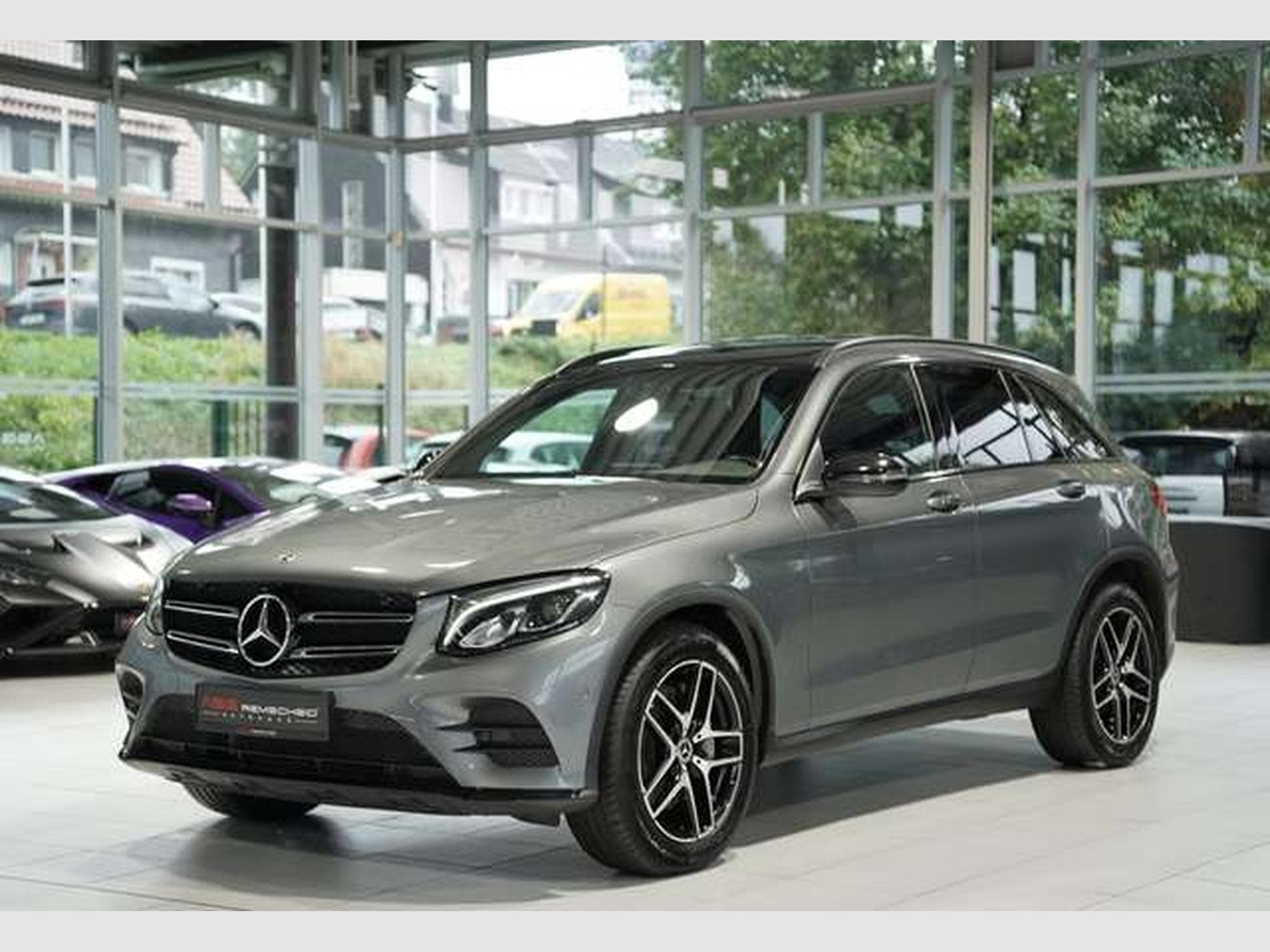 Mercedes GLC 250 4M AMG Line *2.Hand *Pano *Night *BURM (2019) - Photo 2