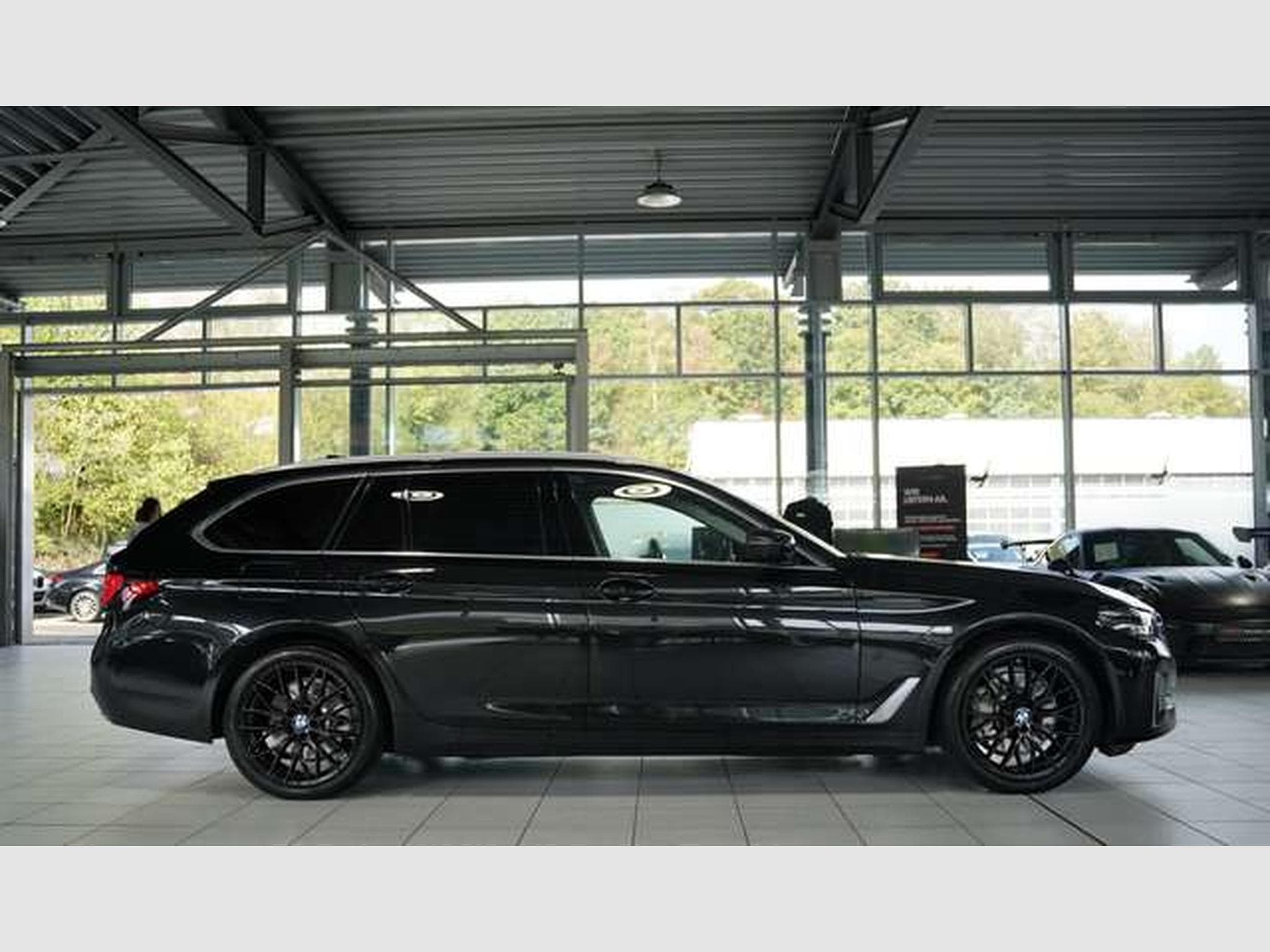 BMW 530 i xD Touring Luxury Line 2H *Pano *HUD *MwSt (2023) - Photo 6