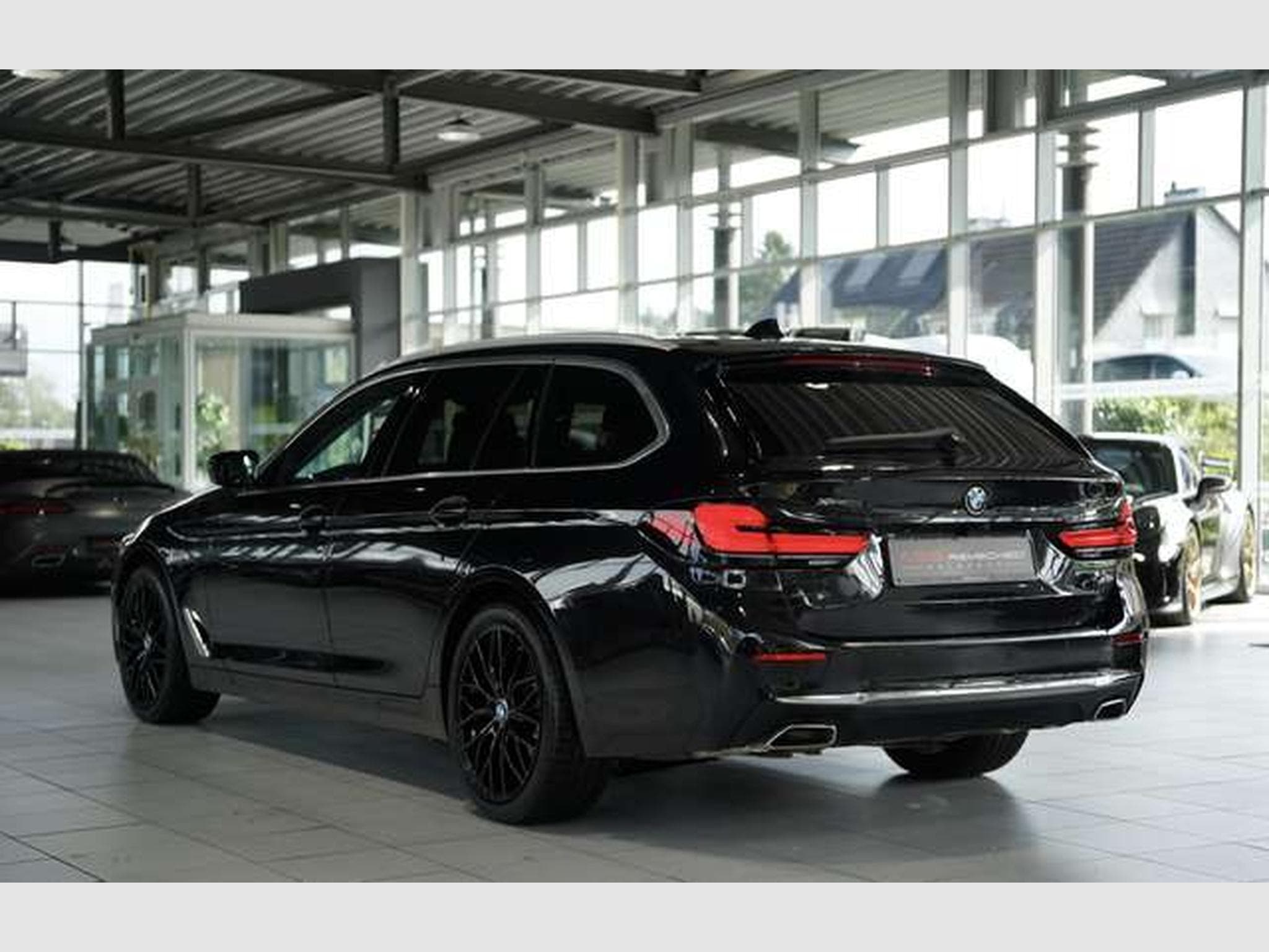 BMW 530 i xD Touring Luxury Line 2H *Pano *HUD *MwSt (2023) - Photo 9