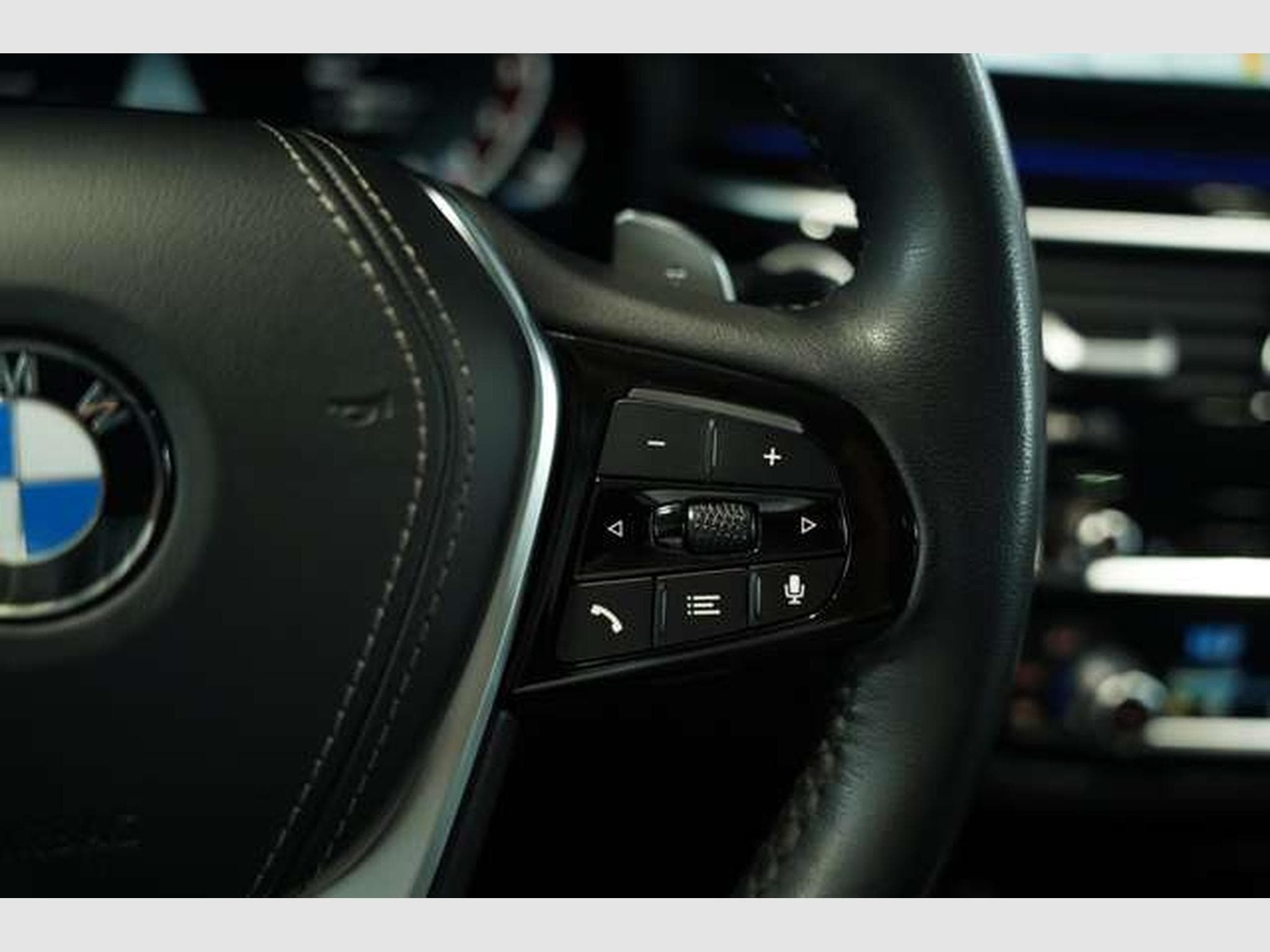 BMW 530 i xD Touring Luxury Line 2H *Pano *HUD *MwSt (2023) - Photo 41