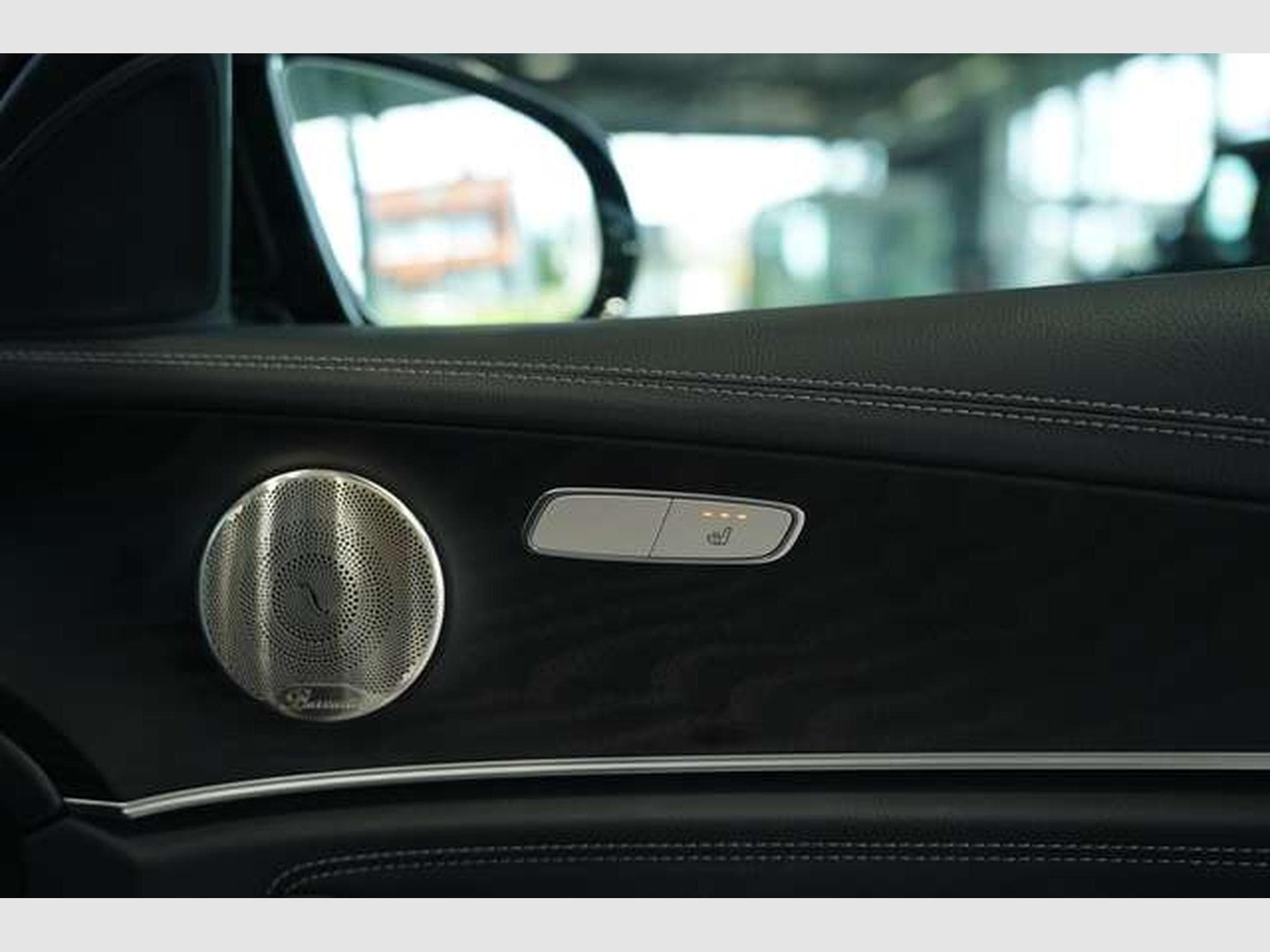 Mercedes E 300 d 4M T AMG Line 2H *Pano *BURM *Night *AHK (2022) - Photo 19
