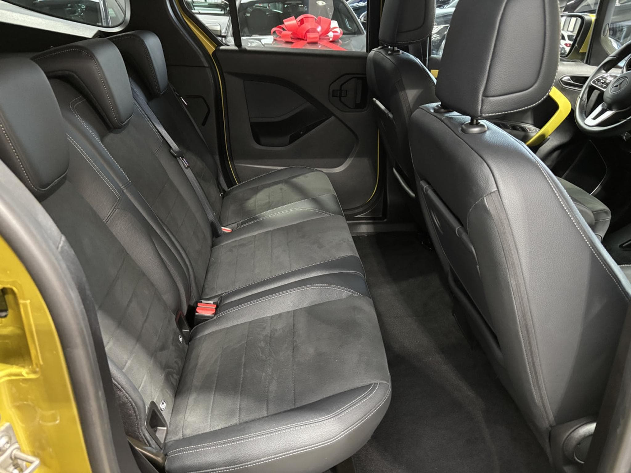 Mercedes T T180 1.3 Progressive AT (2023) - Photo 13