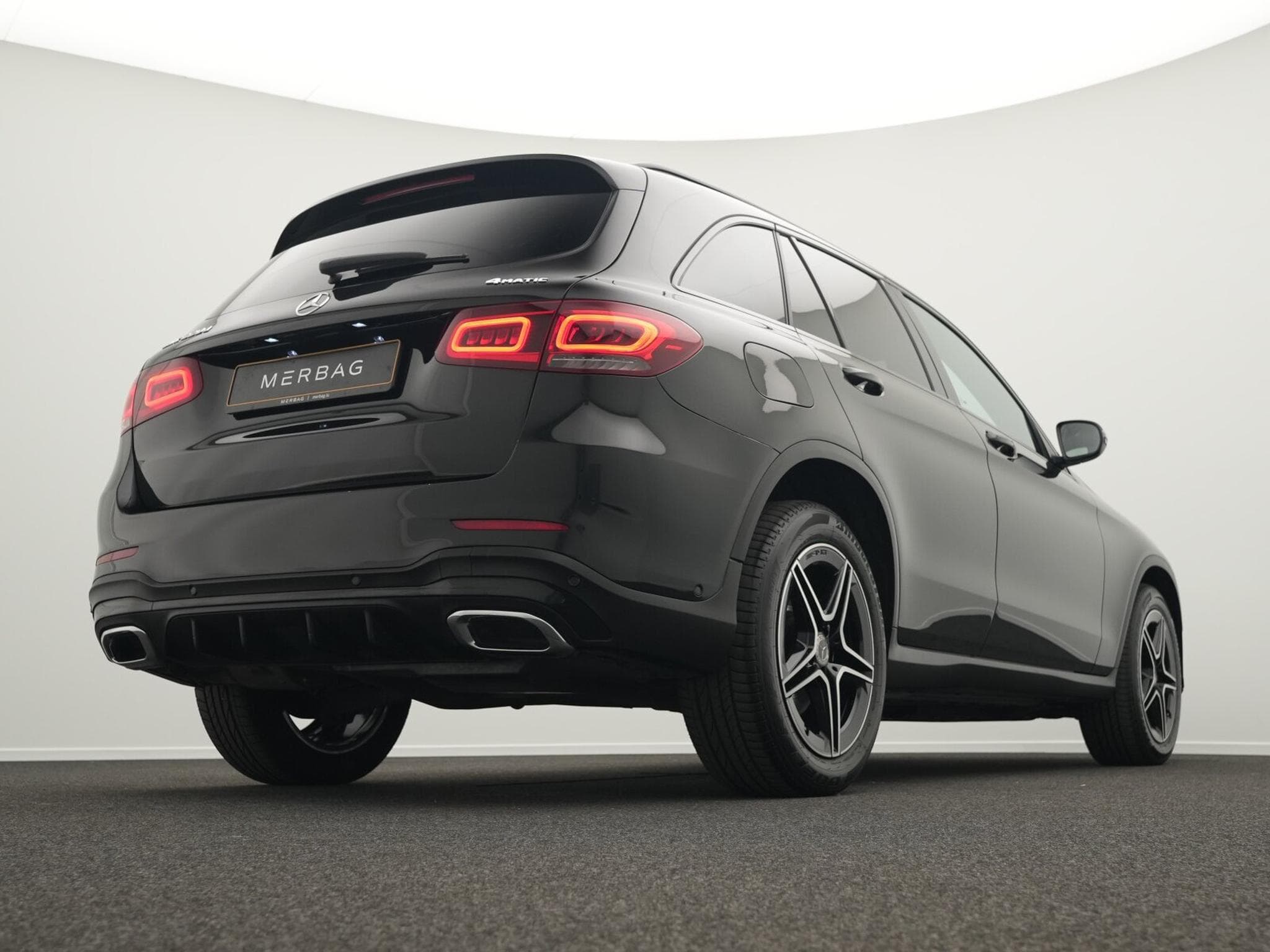 Mercedes GLC 220 d 4MATIC AMG-Line LED+Kamera+Night+Apple (2022) - Photo 11