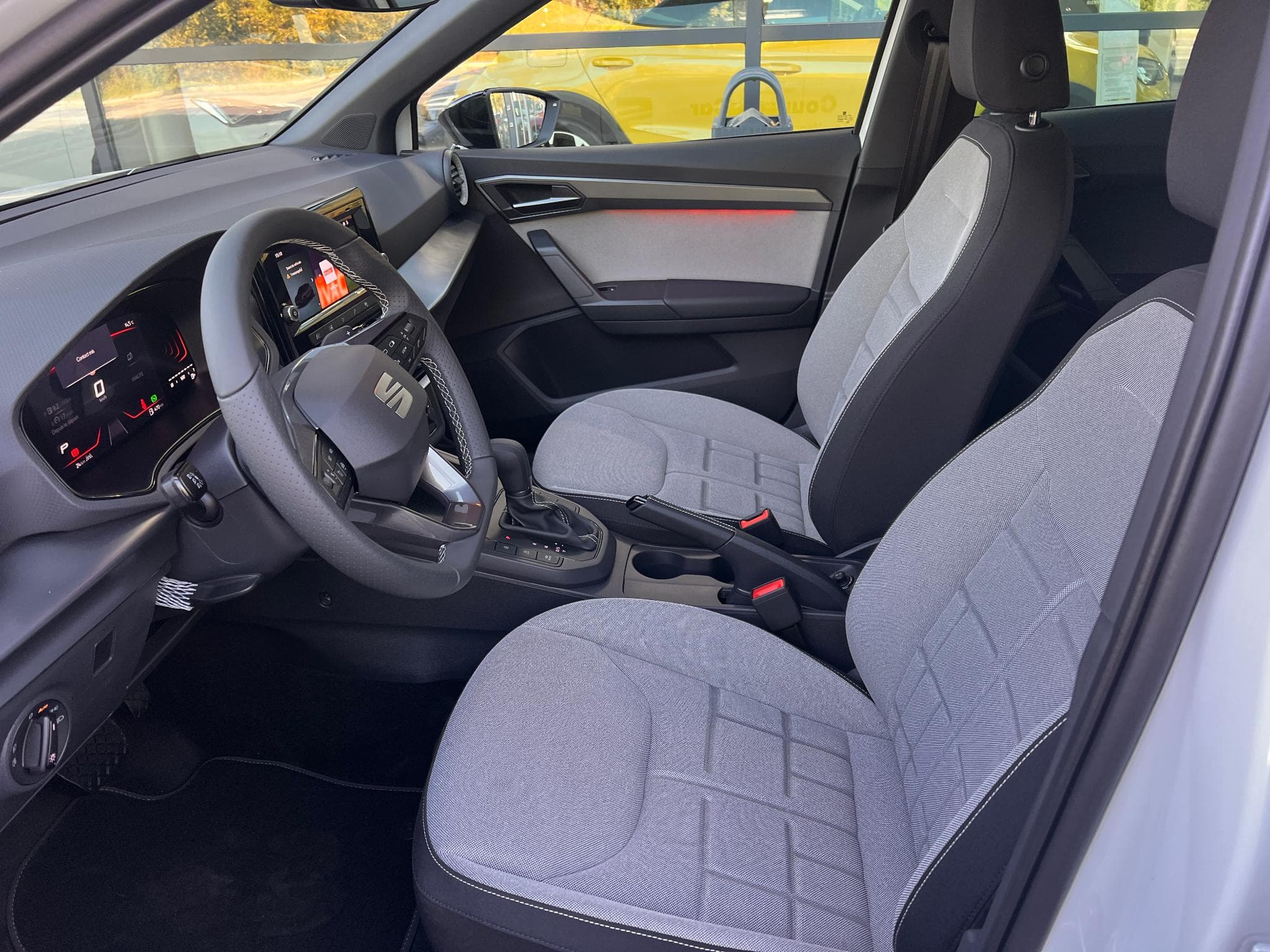 Seat Arona FR 1.0TSI 115 DSG7 (2026) - Foto 3