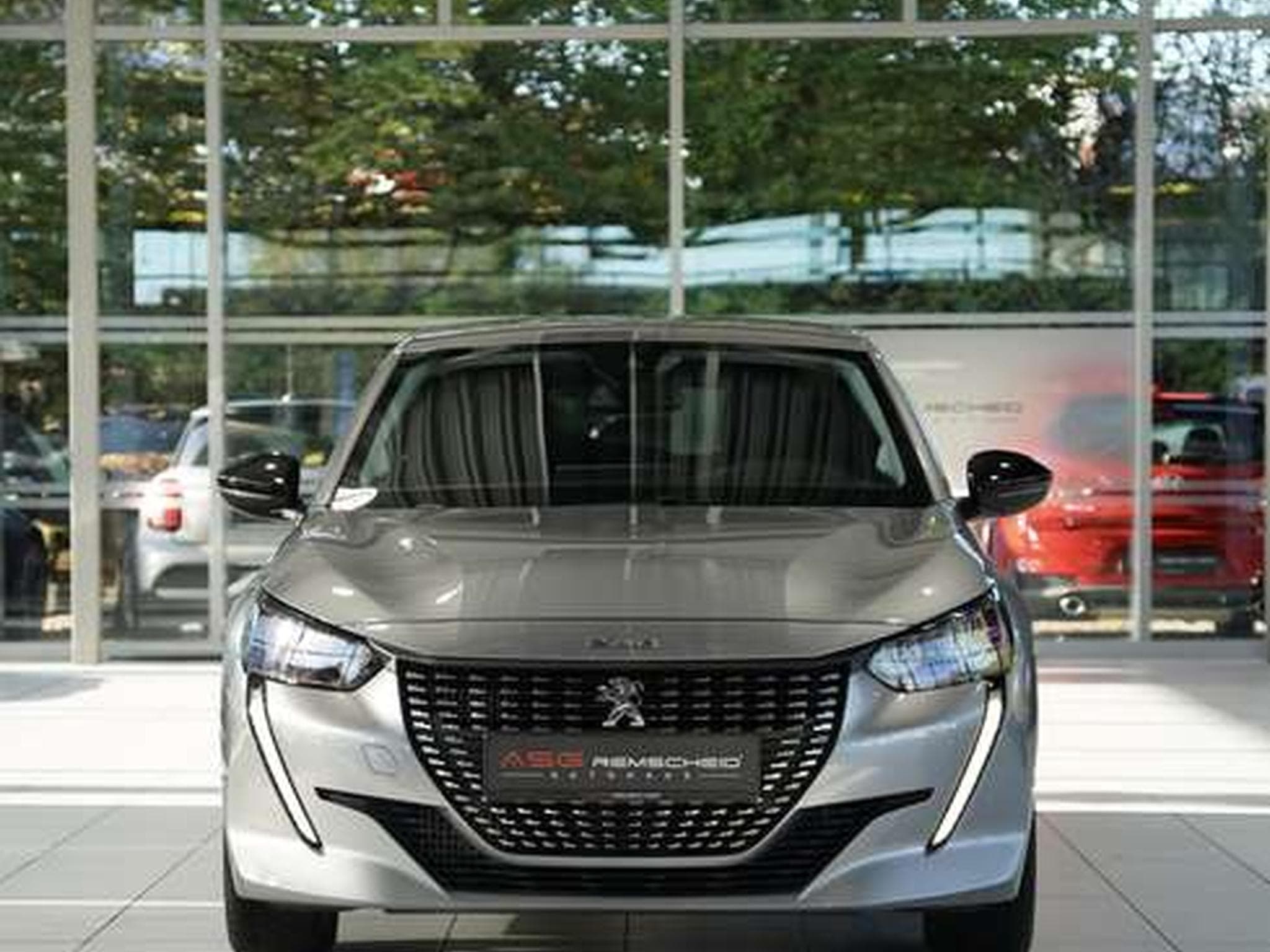 Peugeot 208 Allure Pack *DAB *Navi *Display *180° *Klima (2022) - Photo 2