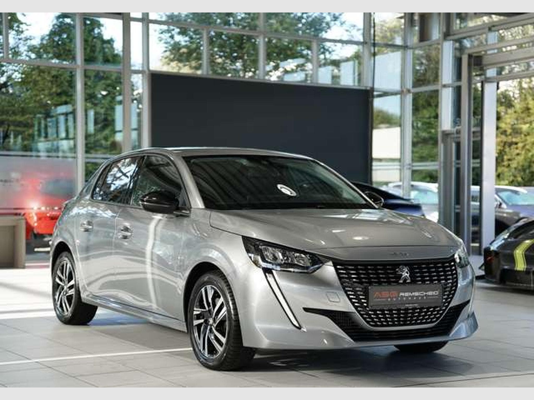 Peugeot 208 Allure Pack *DAB *Navi *Display *180° *Klima (2022) - Photo 5