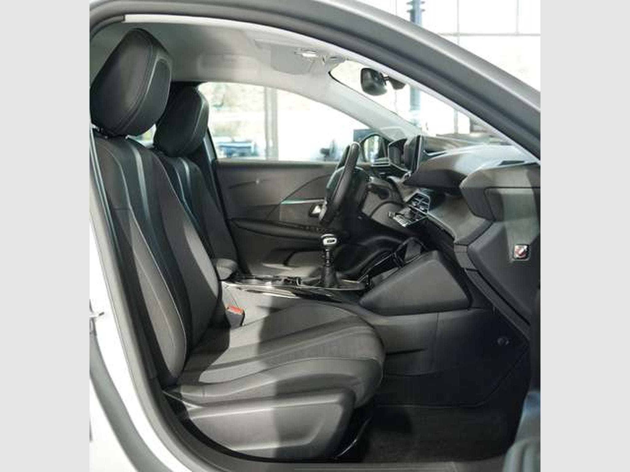 Peugeot 208 Allure Pack *DAB *Navi *Display *180° *Klima (2022) - Photo 13