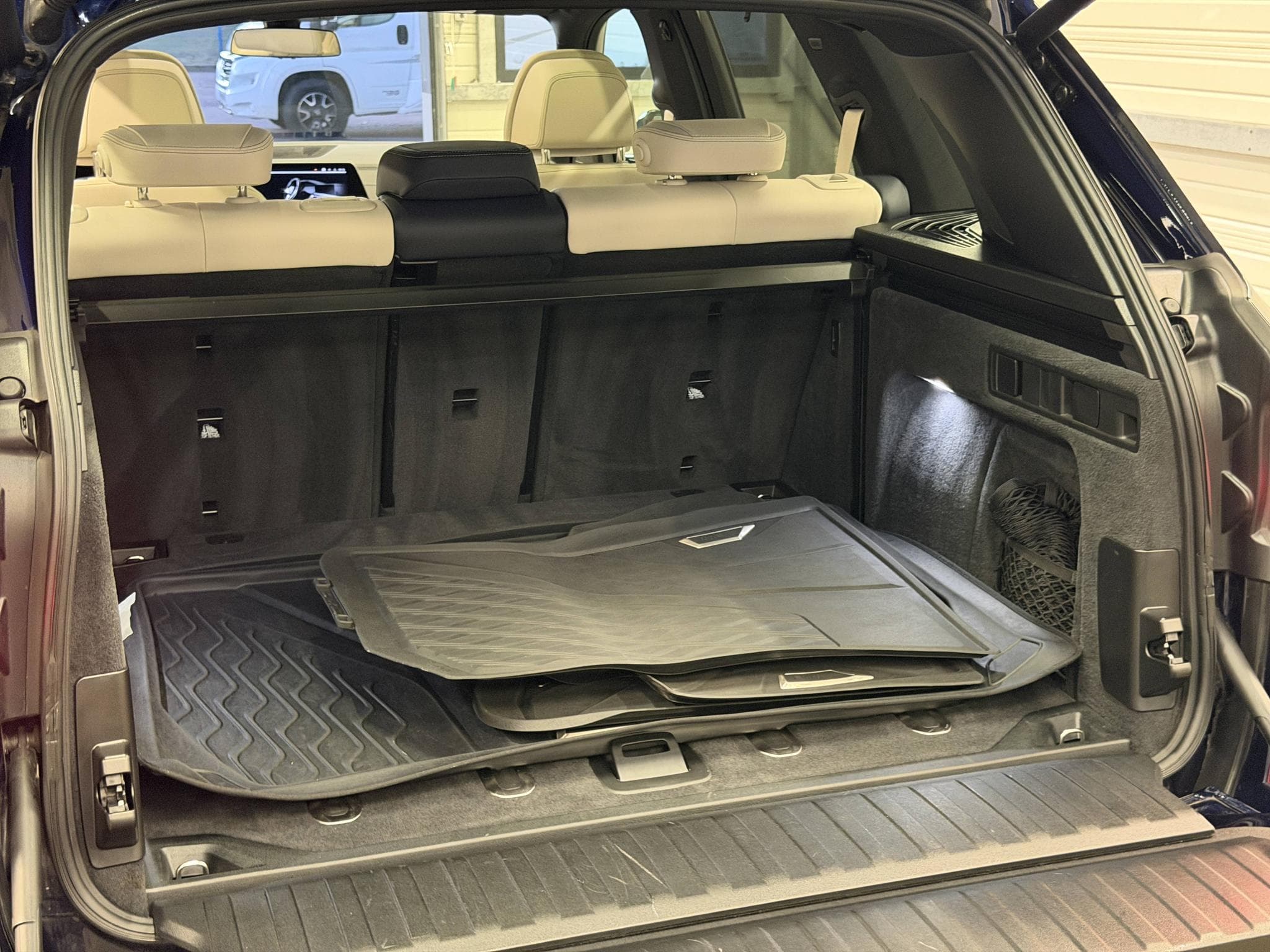 BMW X5 M50i 530ch / 1ère Main / TVA Récup / 30 330€ d'options / Nig (2019) - Photo 35