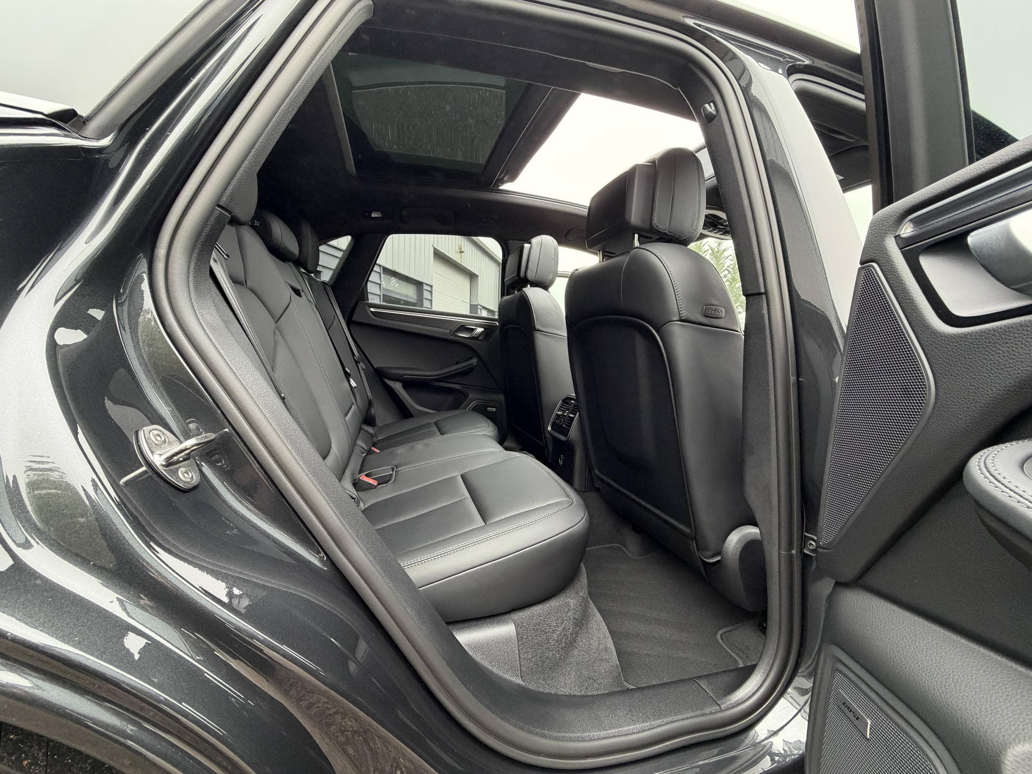 Porsche Macan GTS PHASE 2 / 2.9 V6 380ch / 1ère main / suivi complet Porsc (2020) - Foto 36