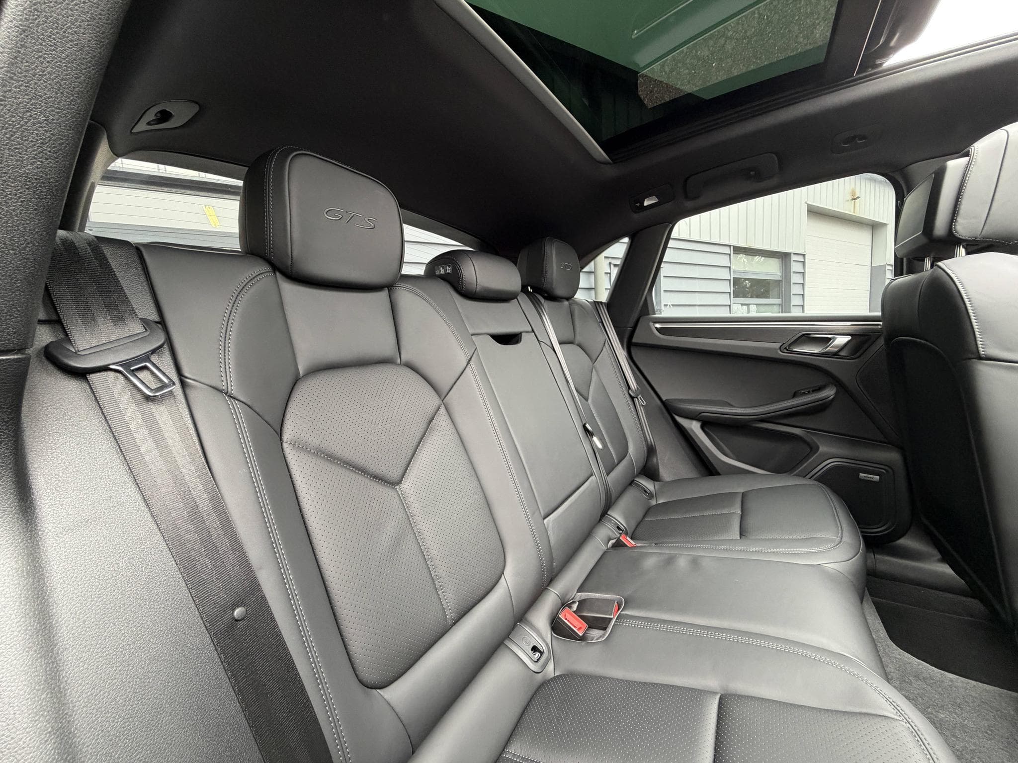 Porsche Macan GTS PHASE 2 / 2.9 V6 380ch / 1ère main / suivi complet Porsc (2020) - Foto 38