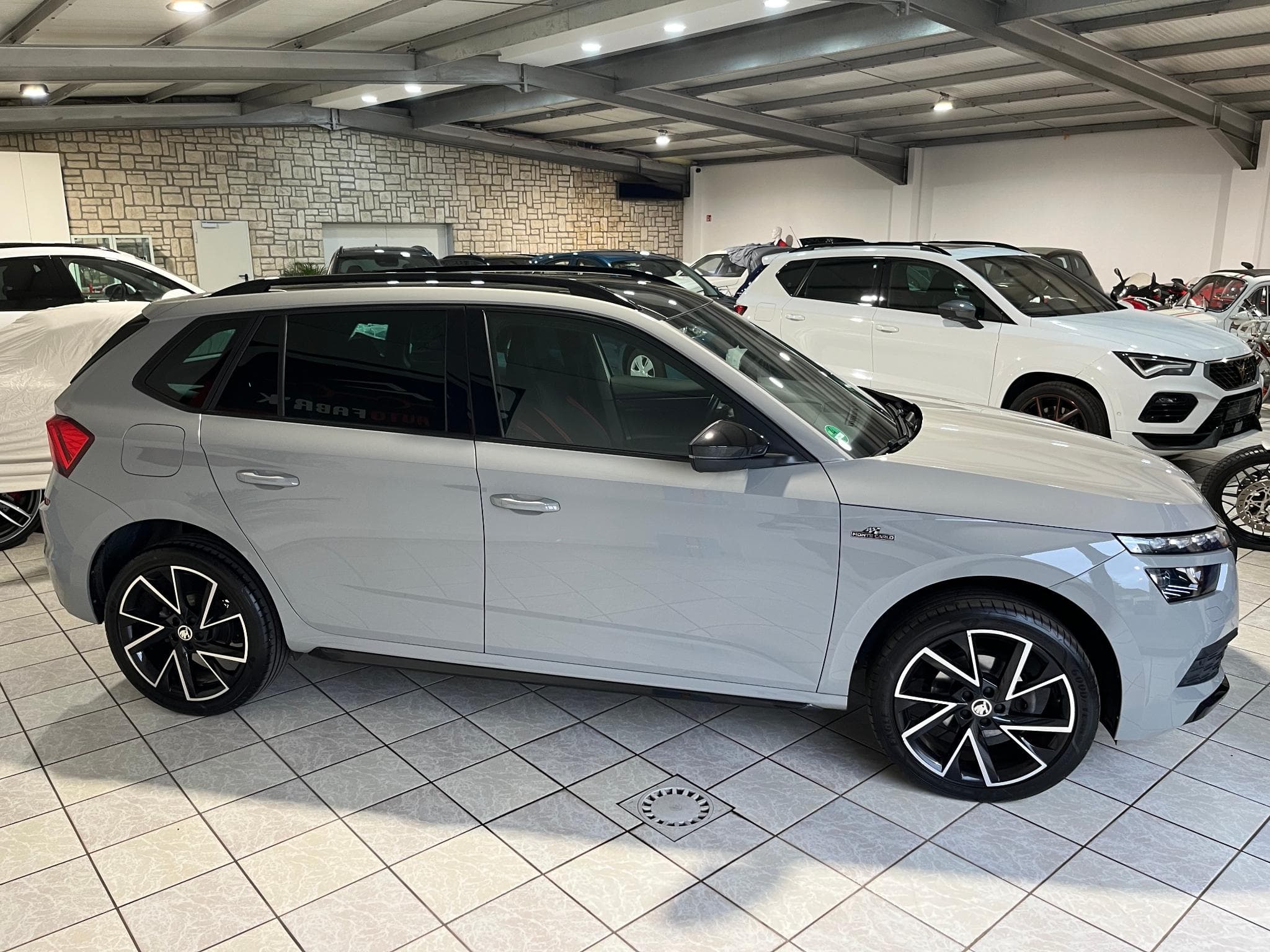 Skoda Kamiq 1.5 TSI DSG Monte Carlo (2021) - Photo 6