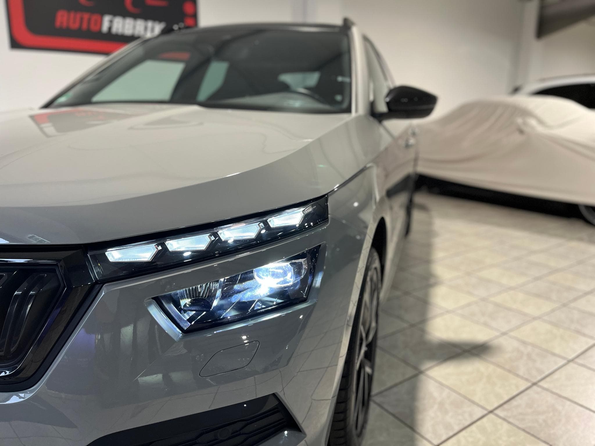 Skoda Kamiq 1.5 TSI DSG Monte Carlo (2021) - Photo 10