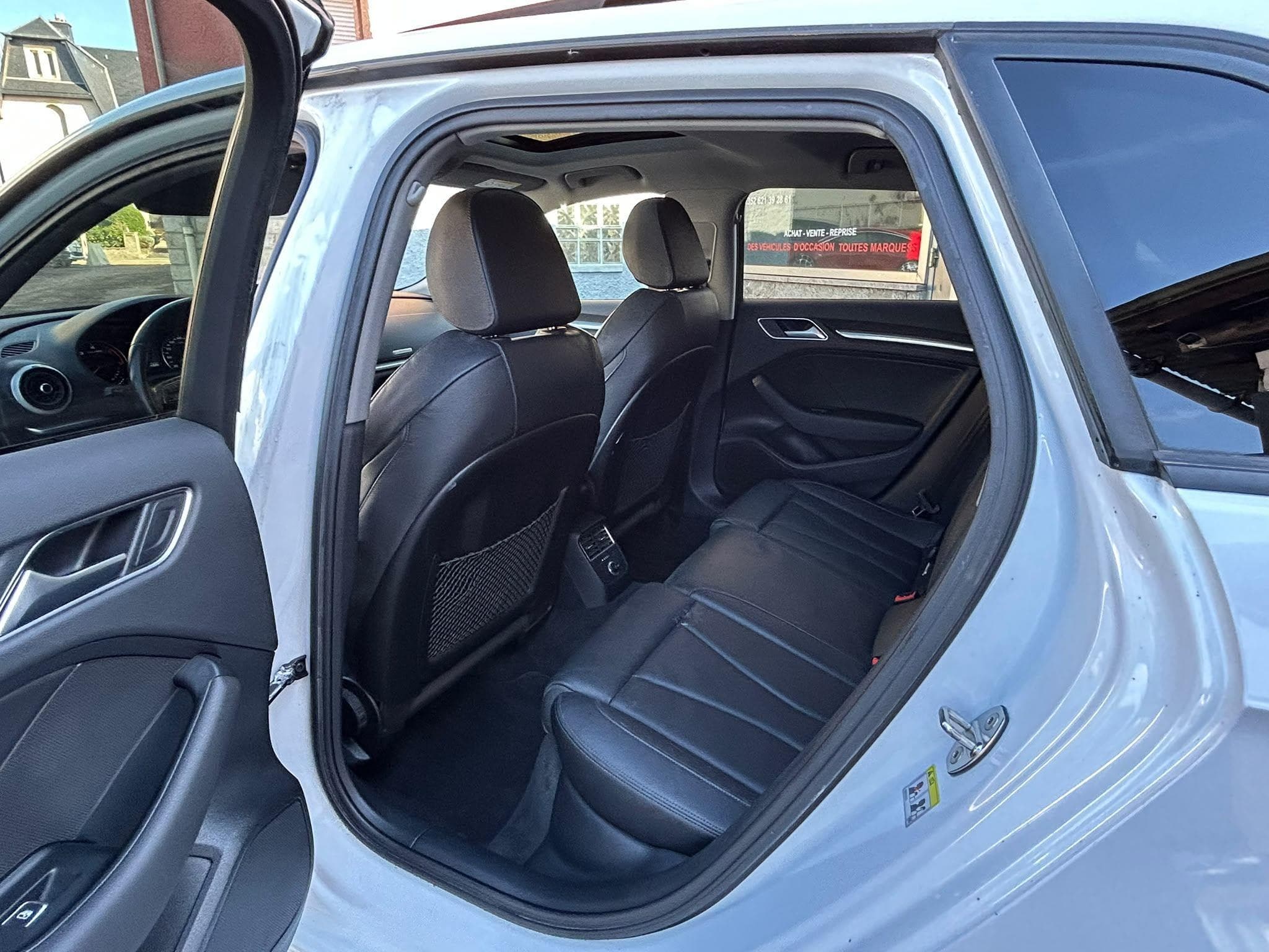 Audi A3 35 TDI 150CV SPORTBACK PANORAMA (2020) - Photo 11