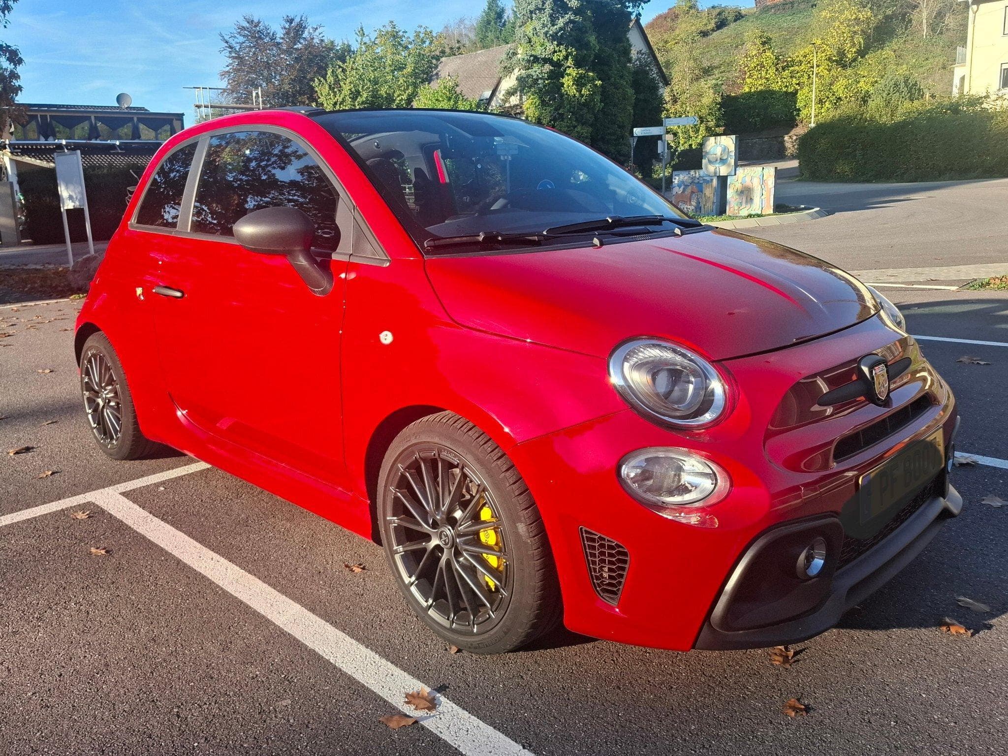 Abarth 500 Abarth 695 c competizione cabrio (2024) - Photo 1