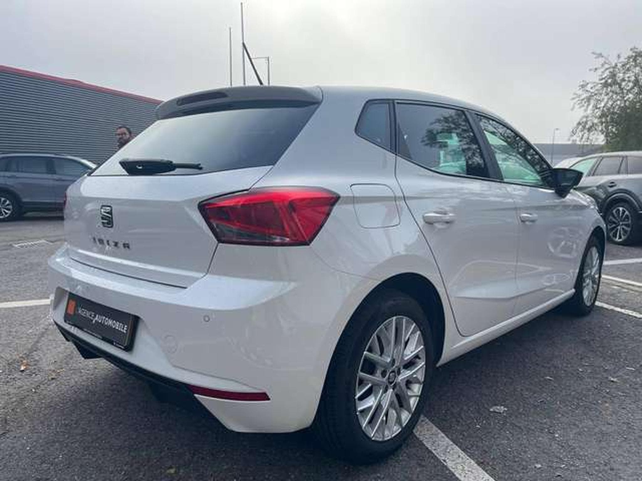 SEAT Ibiza Ibiza 1.0 TSI Vente privée (2020) - Foto 5