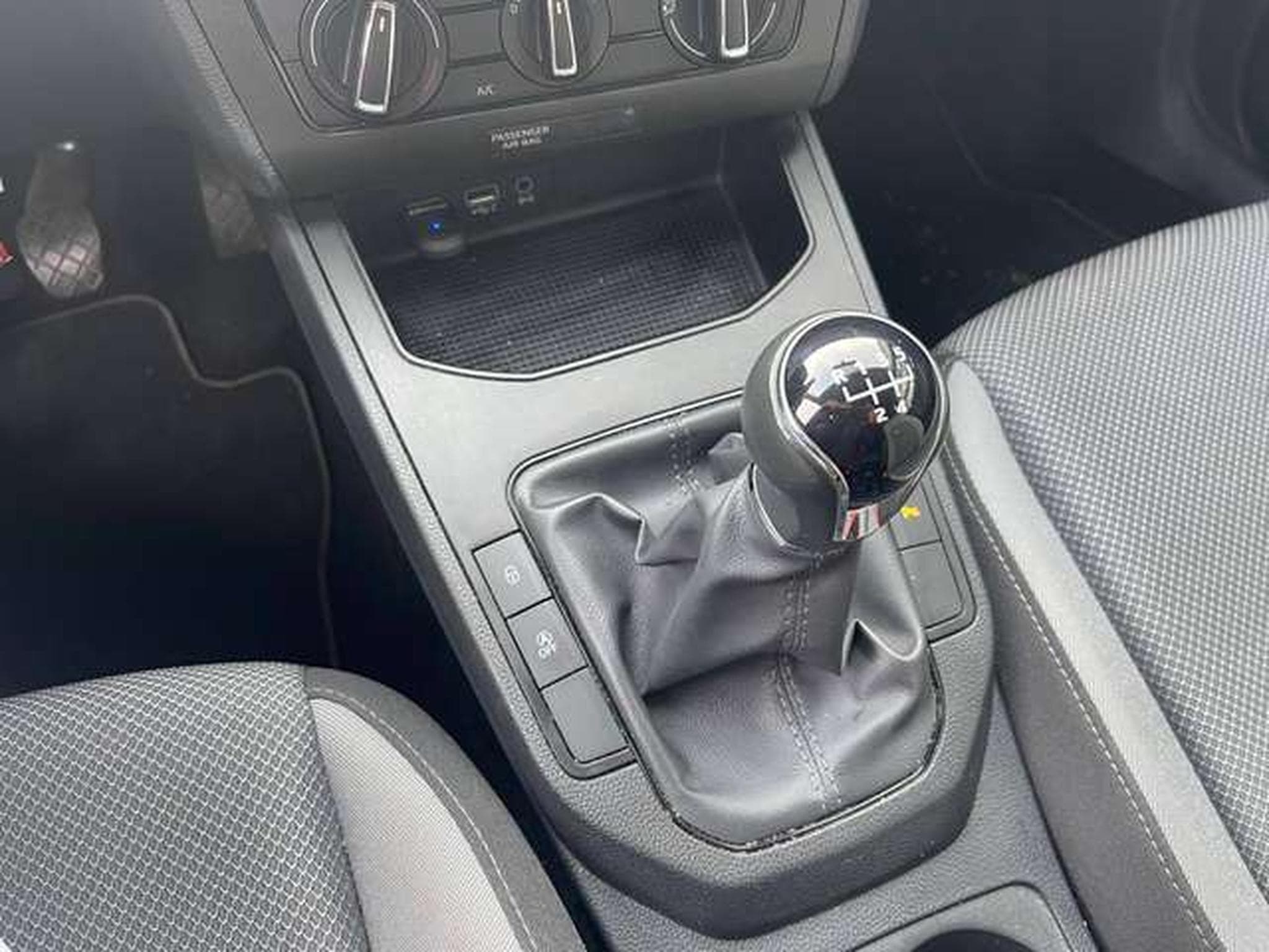SEAT Ibiza Ibiza 1.0 TSI Vente privée (2020) - Foto 22