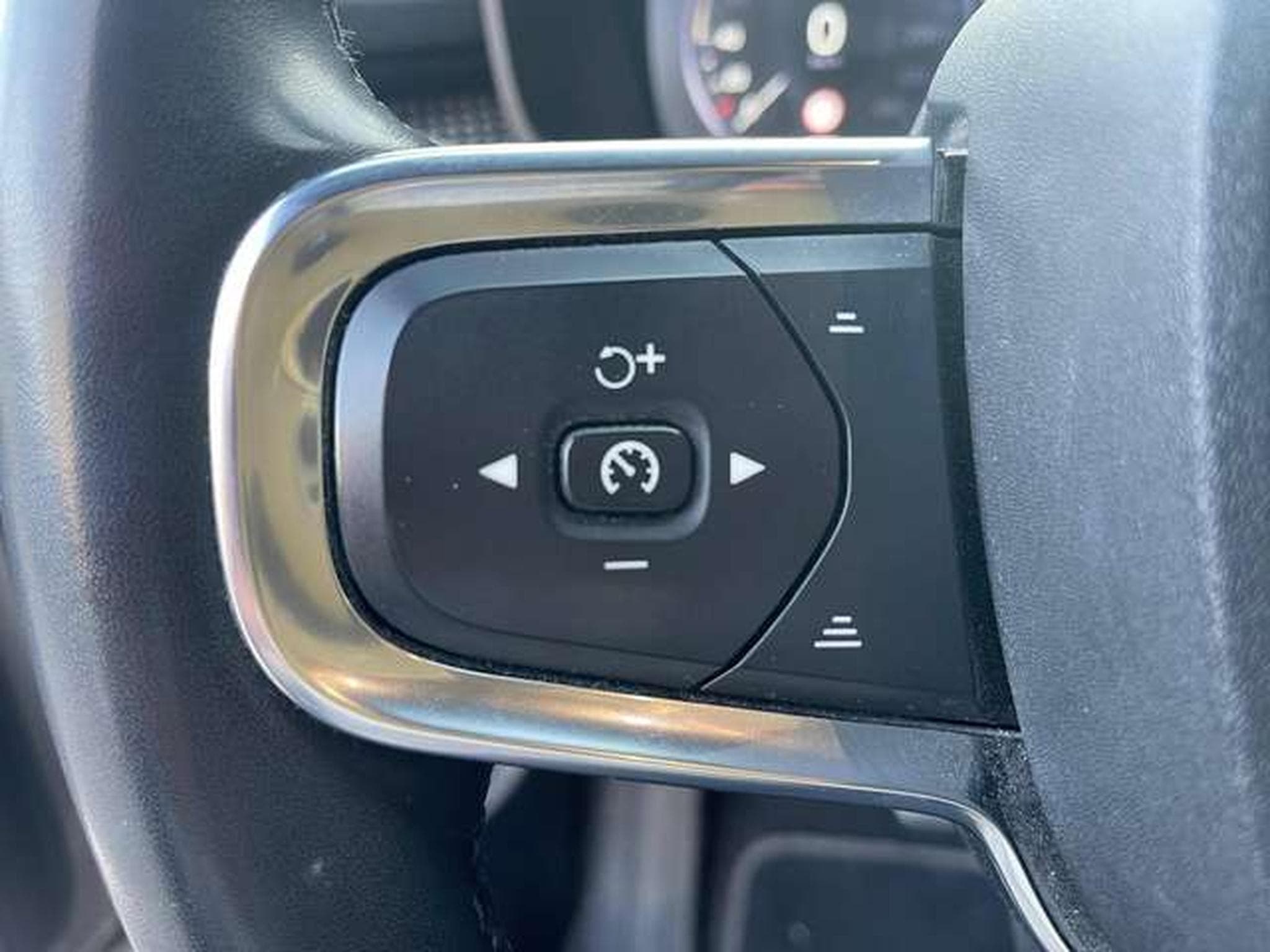 Volvo XC40 XC40 B4 DKG Plus Dark-JUSQU'A 36MOIS DE GARANTIE (2022) - Foto 11