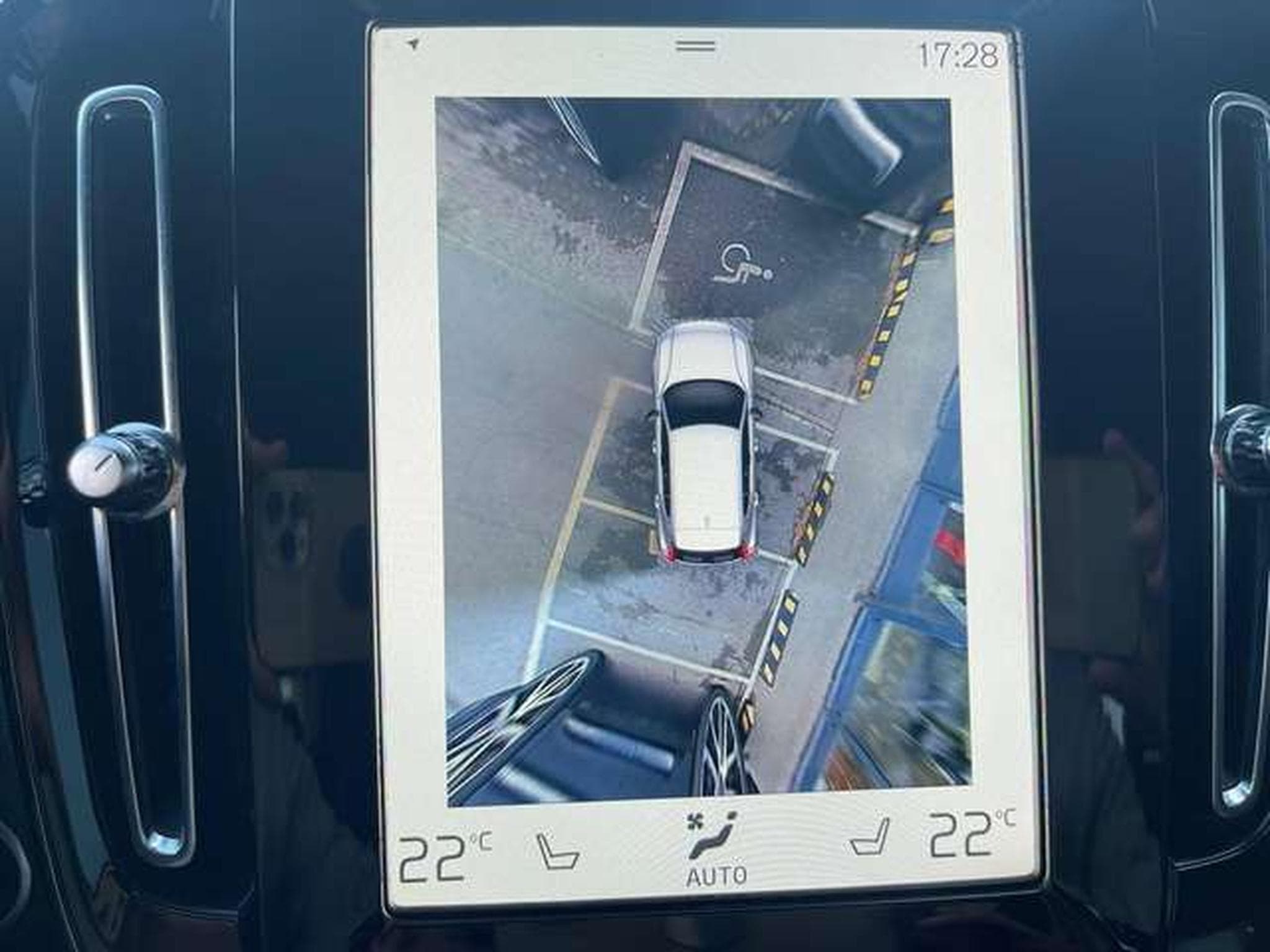 Volvo XC40 XC40 B4 DKG Plus Dark-JUSQU'A 36MOIS DE GARANTIE (2022) - Foto 21