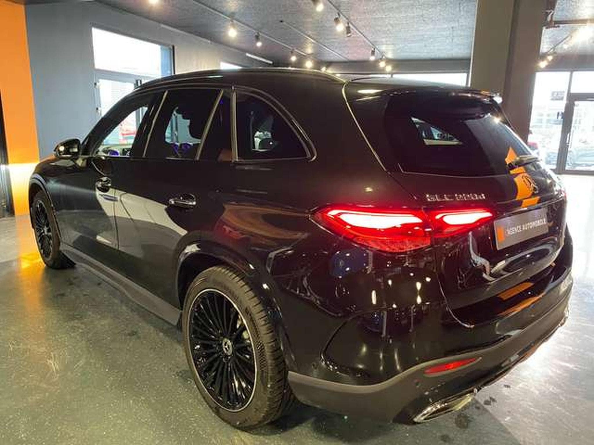 Mercedes GLC 220 GLC 220 d 4Matic 9G-TRONIC  AMG Line Jusqu'à 36 mois de gara (2025) - Photo 7