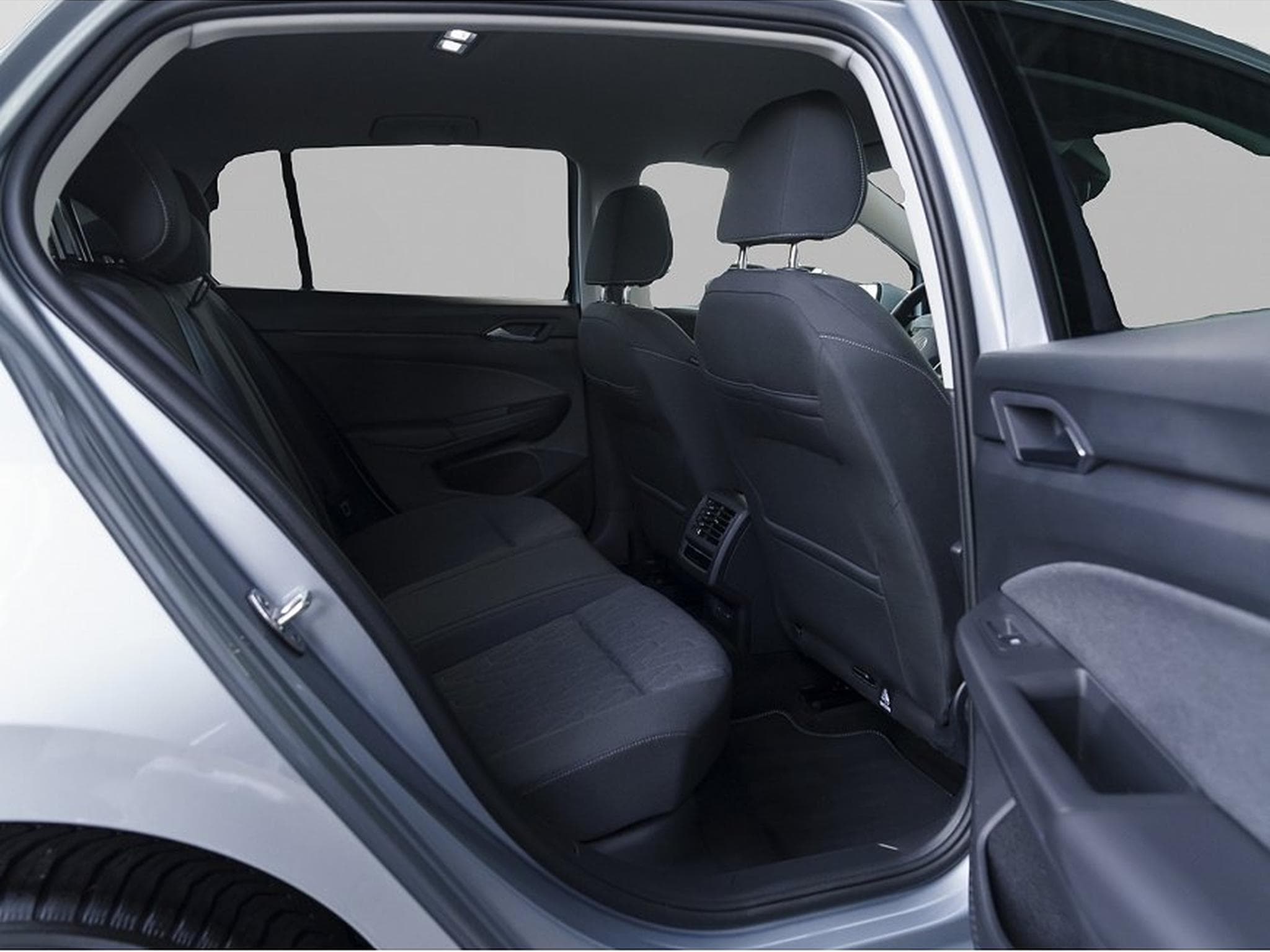 VW Golf (2025) - Photo 4