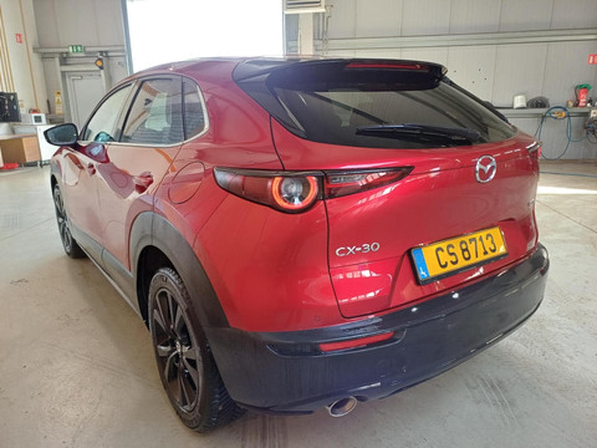 Mazda CX-30 MY2024 2.0L e-Skyactiv X 186 hp 6AT Exclusive Line (2024) - Foto 4
