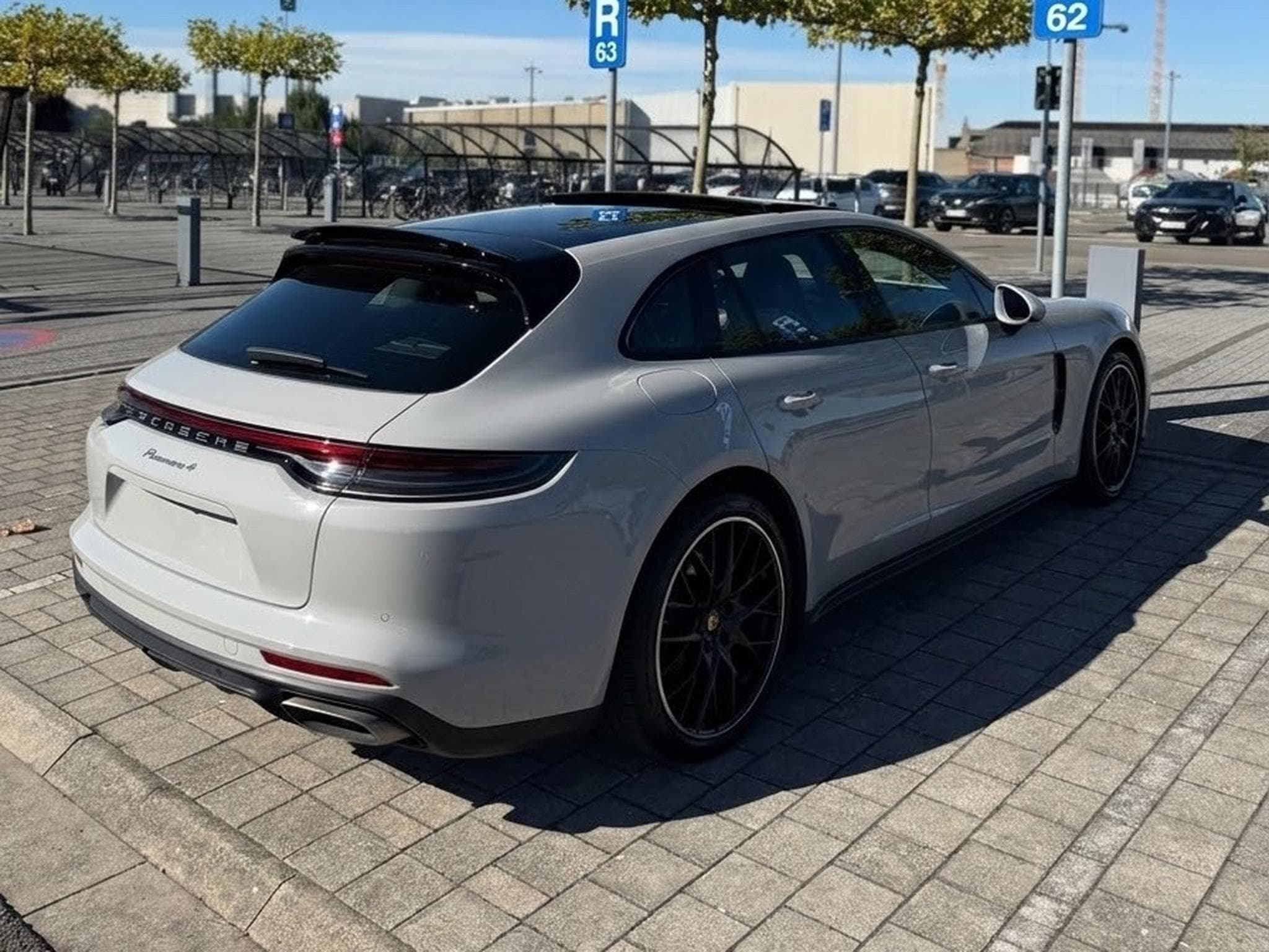 Porsche Panamera 4 Sport Turismo (2021) - Foto 4