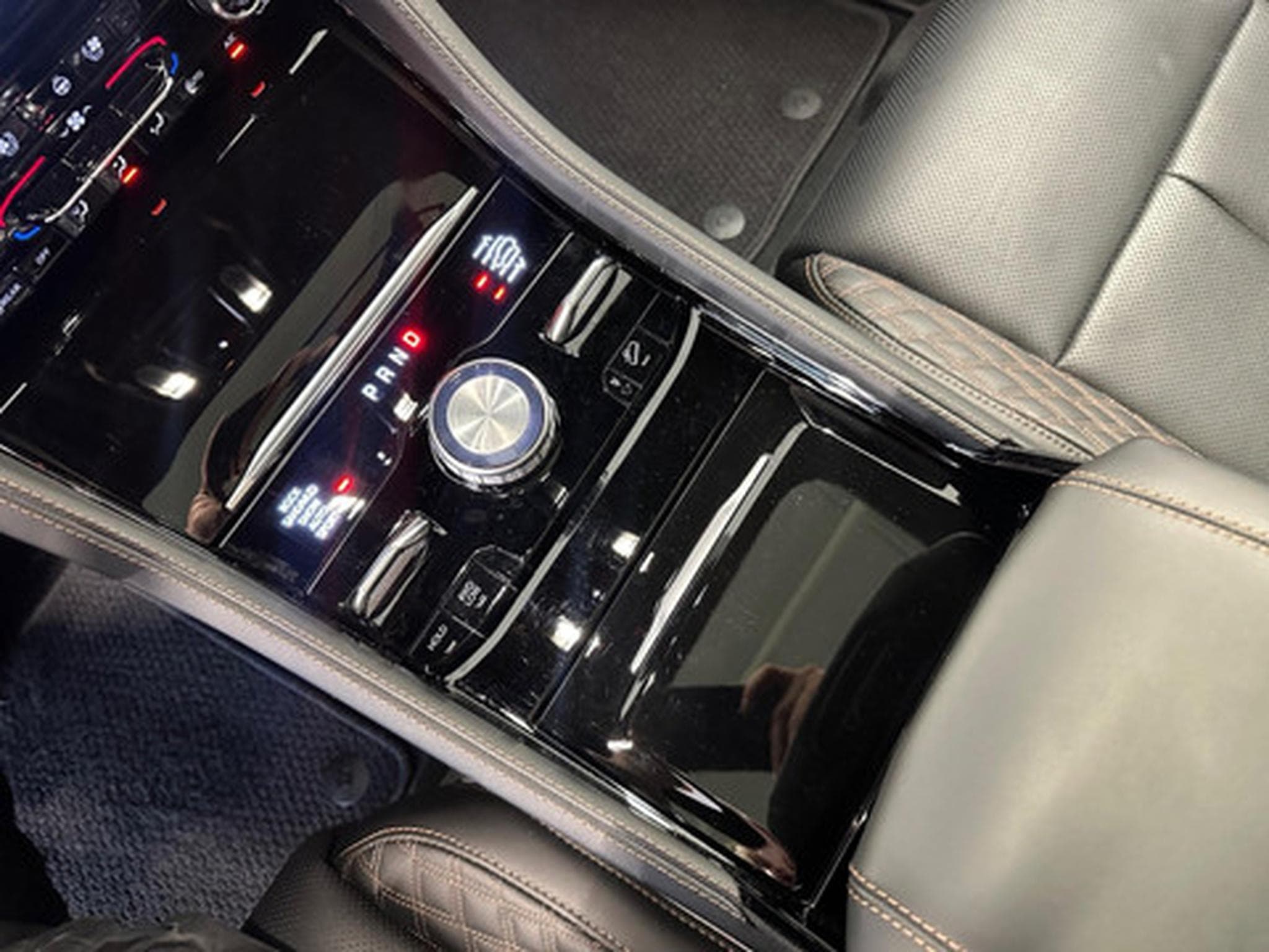 Jeep Cherokee 2.0 4XE SUMMIT RESERVE (2023) - Photo 3