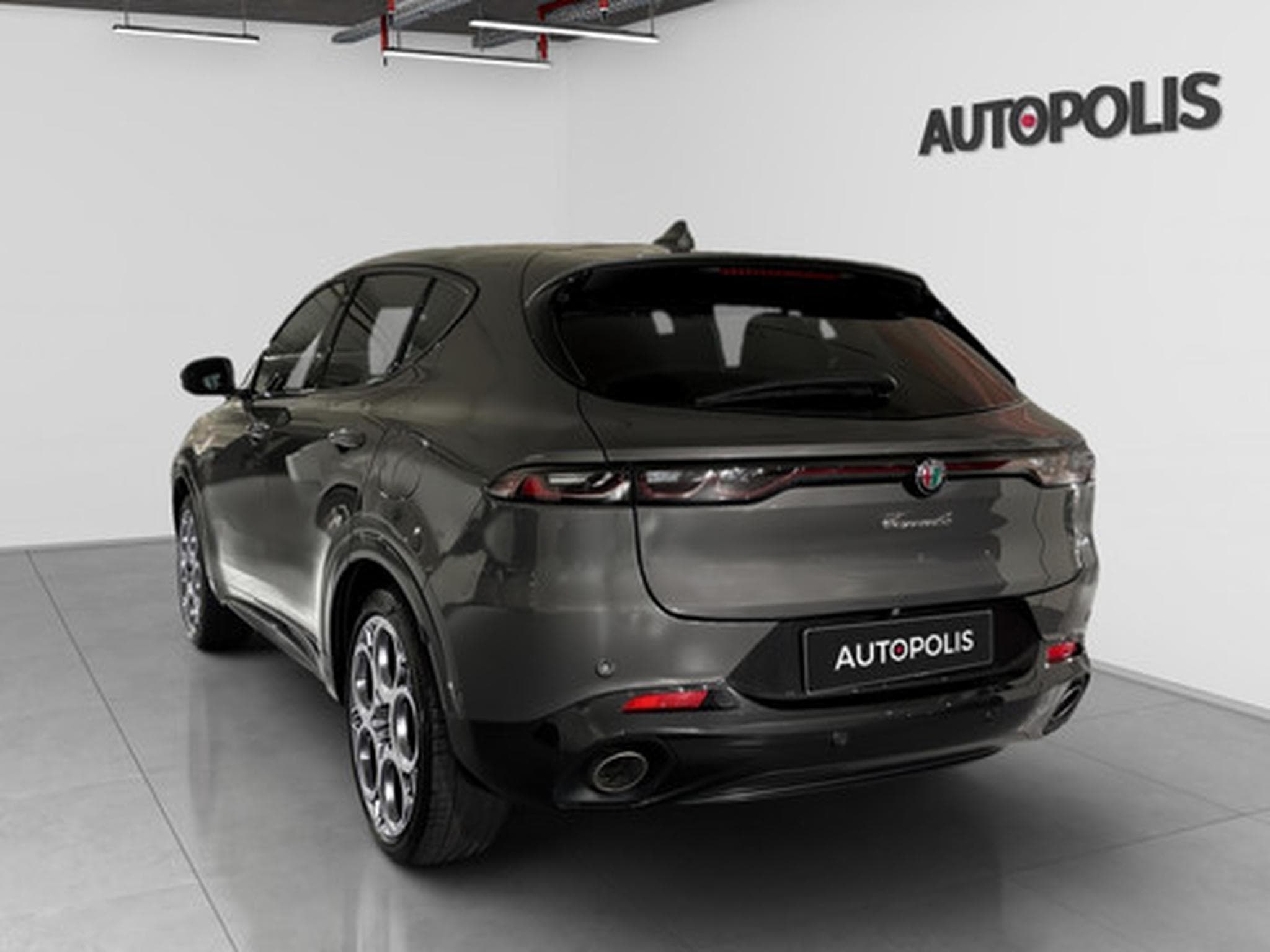 Alfa-Romeo Tonale 1.3 Veloce (2023) - Photo 6