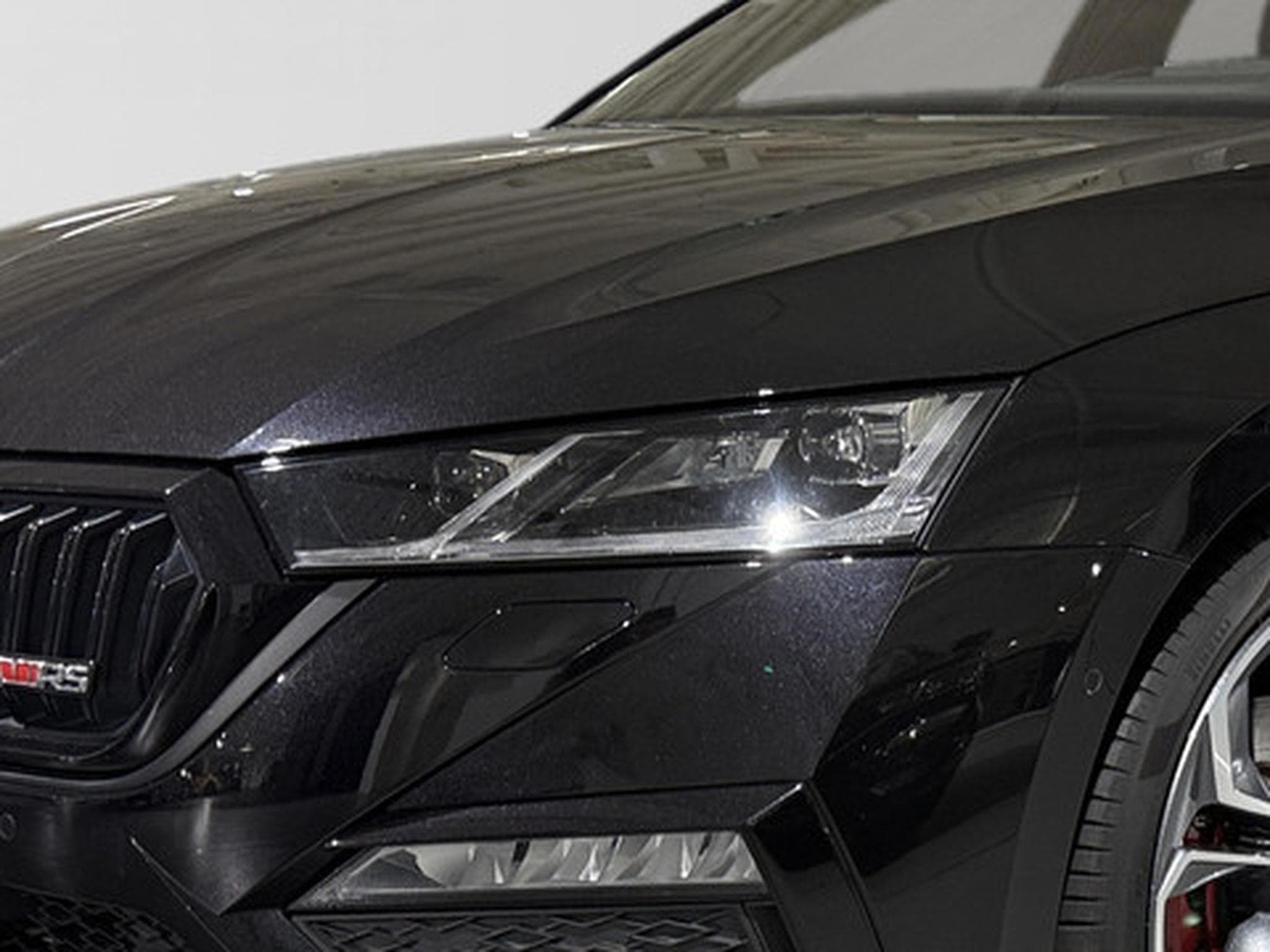 Skoda Octavia Combi 2.0 TDI 147kW RS DSG (2024) - Foto 21