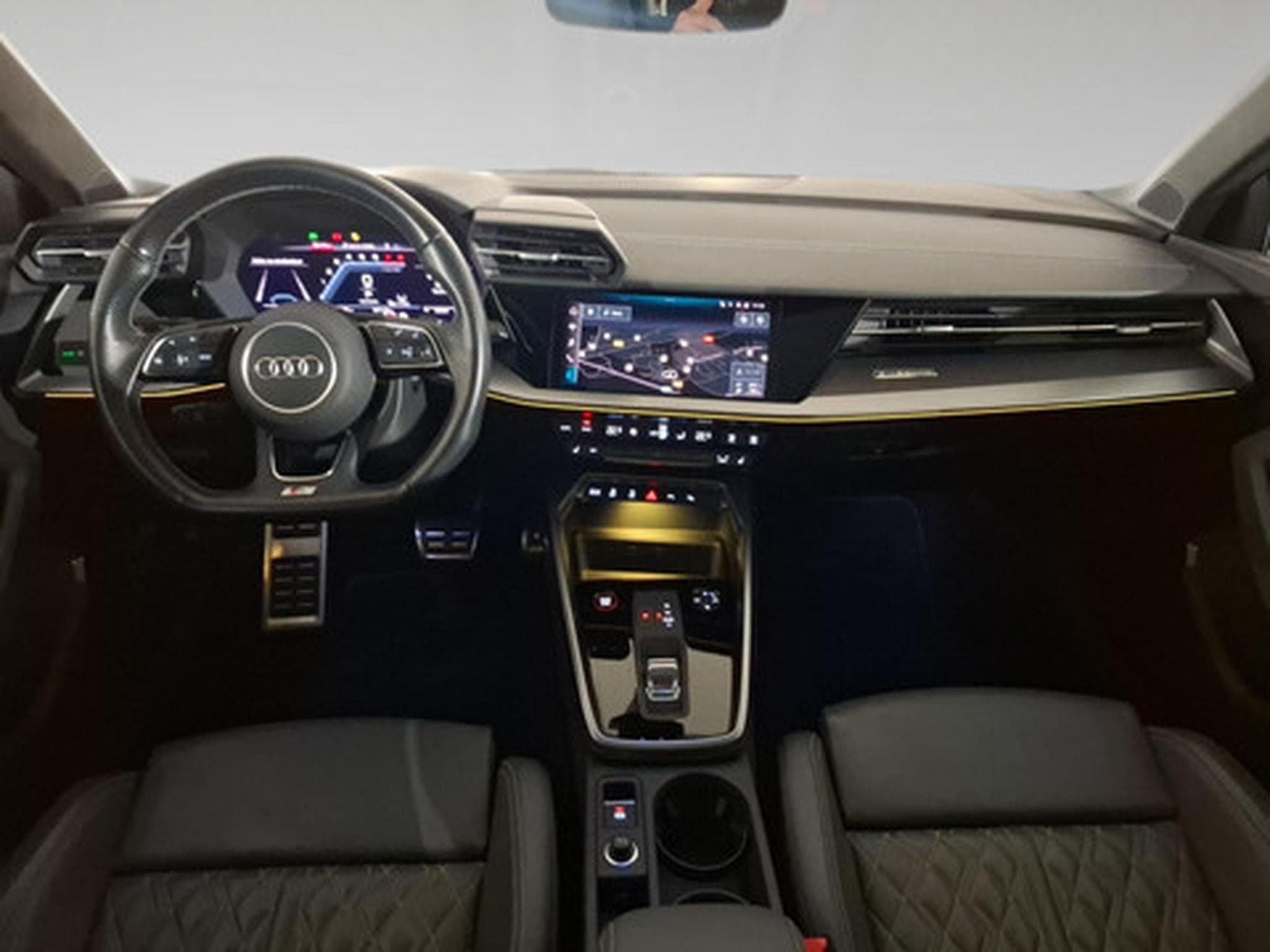 Audi S3 2.0 TFSI S3 S tronic quattro Sportback (2021) - Foto 5