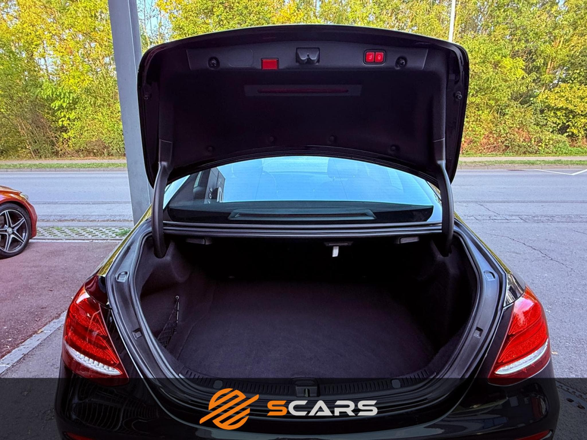 Mercedes E 63 AMG E 63 S 612CV 4MATIC+ LIMOUSINE BURMES PANO (2020) - Photo 5