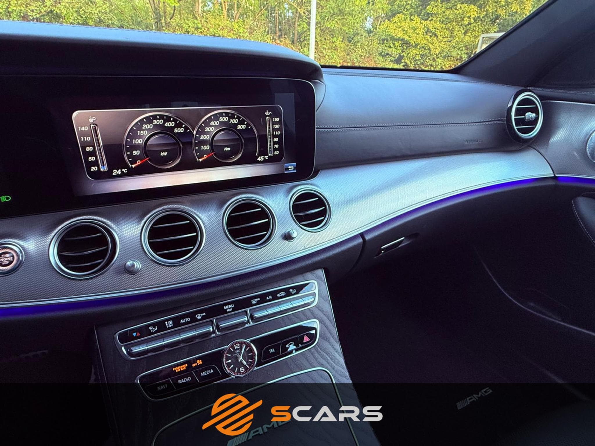 Mercedes E 63 AMG E 63 S 612CV 4MATIC+ LIMOUSINE BURMES PANO (2020) - Photo 18